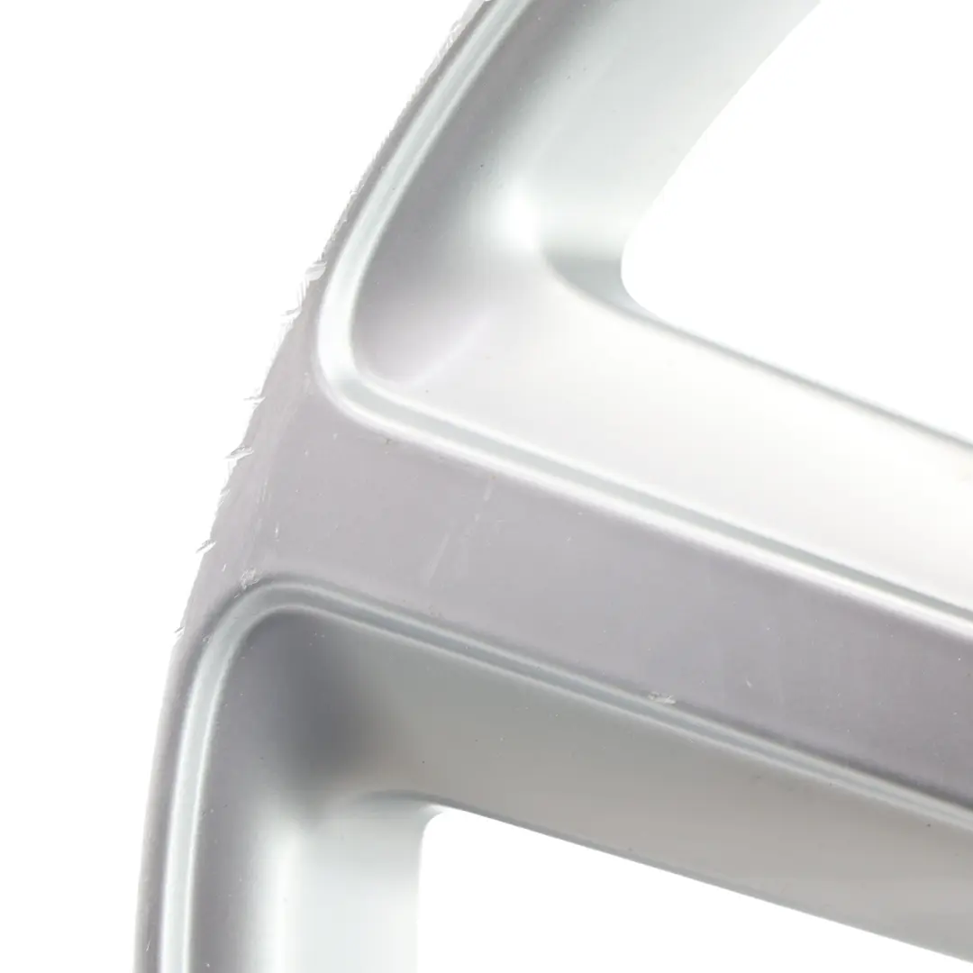 Jante Alliage Argent 19" 8J ET:39 Étoile pour Audi Q5 8R à propos du numéro de pièce 8R0601025L Audi Q5 8R Jante Alliage Argent 19" 8J ET:39 Étoile - SKU 8R0601025L-1 - Numéro de pièce 8R0601025L