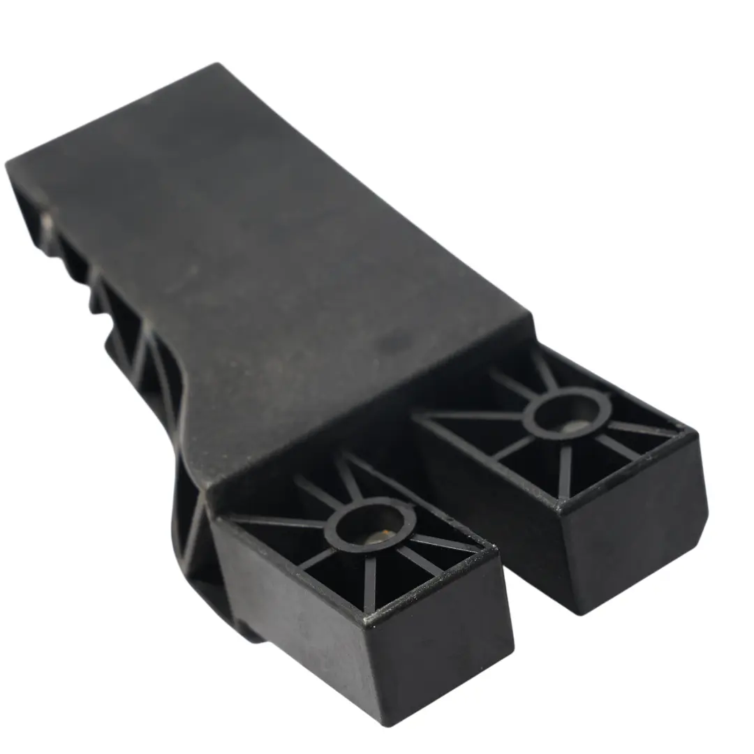 8S Support Fixation Protection Piéton Droit pour Audi TTS FV à propos du numéro de pièce 8S0959502 Audi TTS FV 8S Support Fixation Protection Piéton Droit - SKU 8S0959502 - Numéro de pièce 8S0959502