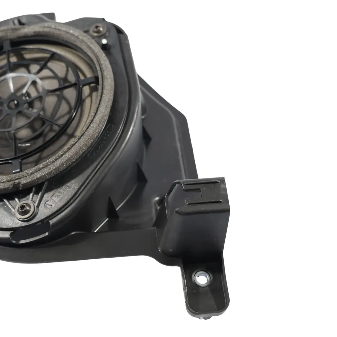 Altoparlante Basso Posteriore Sinistro 8S0035411A per Audi TT FV con numero di parte 8S8035241A Audi TT FV Altoparlante Basso Posteriore Sinistro 8S0035411A - SKU 8S8035241A - Numero di parte 8S8035241A