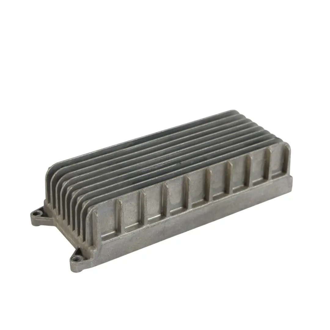 Suond Amplifier System Speaker Module Unit to Audi A4 B8 with Part number 8T0035223J Audi A4 B8 Suond Amplifier System Speaker Module Unit - SKU 8T0035223J - Part number 8T0035223J