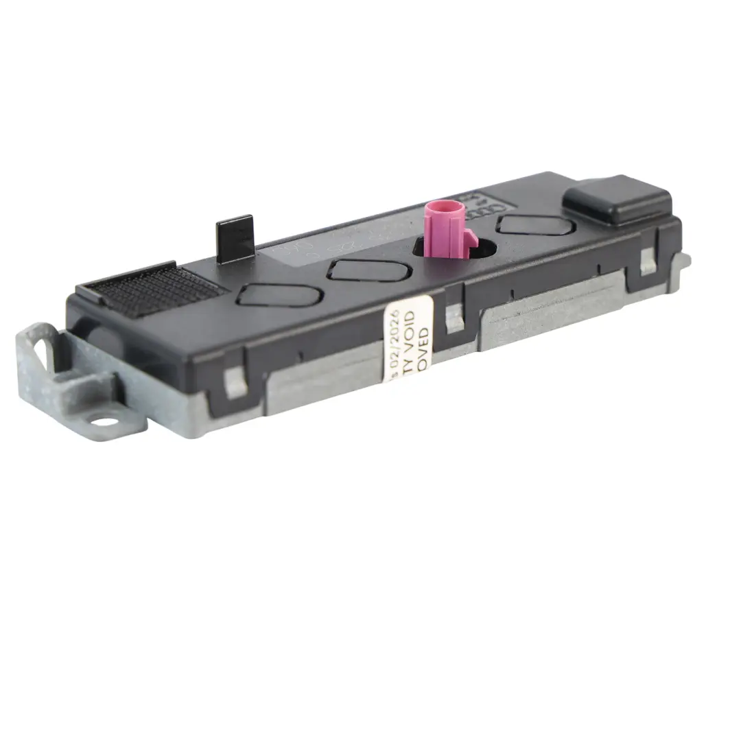 Aerial Antenna Amplifier Booster Rear Right O/S to Audi A5 8T S5 8T with Part number 8T0035225C Audi A5 8T S5 8T Aerial Antenna Amplifier Booster Rear Right O/S - SKU 8T0035225C - Part number 8T0035225C