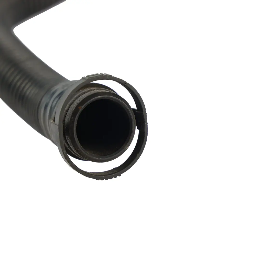 Tubo Inyección Aire Secundario Línea Manguera 4.2 FSI CAUA para Audi S5 8T con número de pieza 8T0133817C Audi S5 8T Tubo Inyección Aire Secundario Línea Manguera 4.2 FSI CAUA - SKU 8T0133817C - Número de pieza 8T0133817C