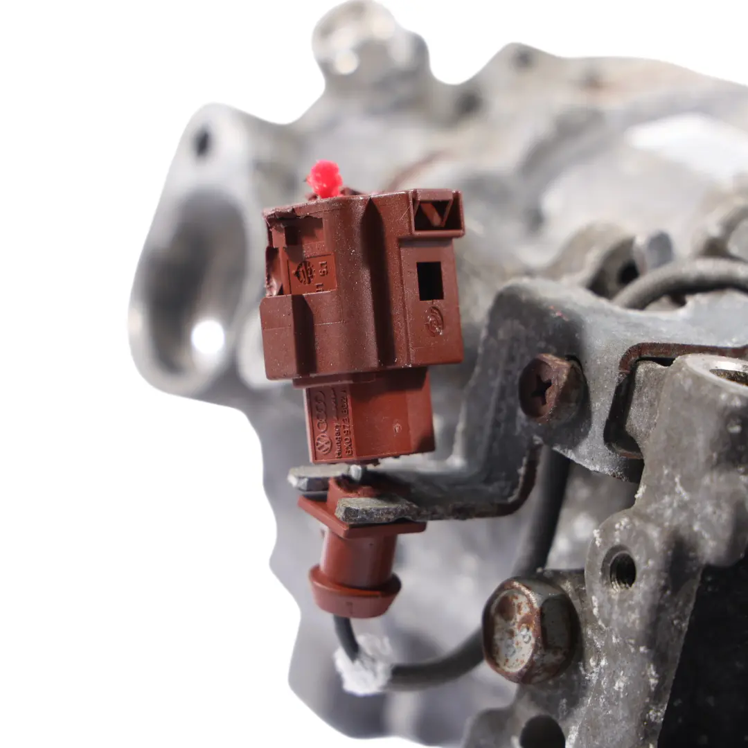 Pompa Sprężarki Kompresora Klimatyzacji do Audi A4 B8 A5 8T o numerze 8T0260805F Audi A4 B8 A5 8T Pompa Sprężarki Kompresora Klimatyzacji - SKU 8T0260805F-1 - Numer Części 8T0260805F