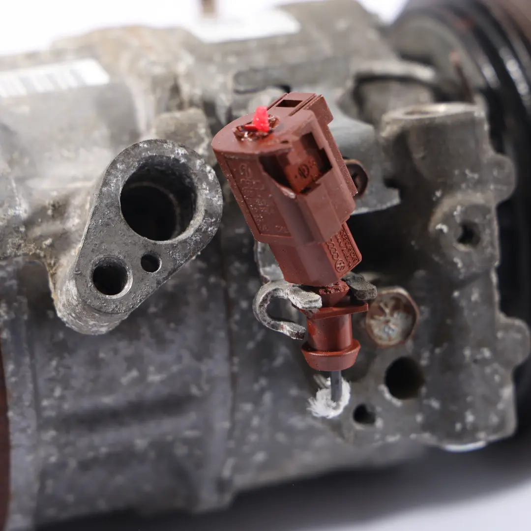 Pompe Compresseur De Climatisation Unité pour Audi A4 B8 A5 8T à propos du numéro de pièce 8T0260805F Audi A4 B8 A5 8T Pompe Compresseur De Climatisation Unité - SKU 8T0260805F-1 - Numéro de pièce 8T0260805F