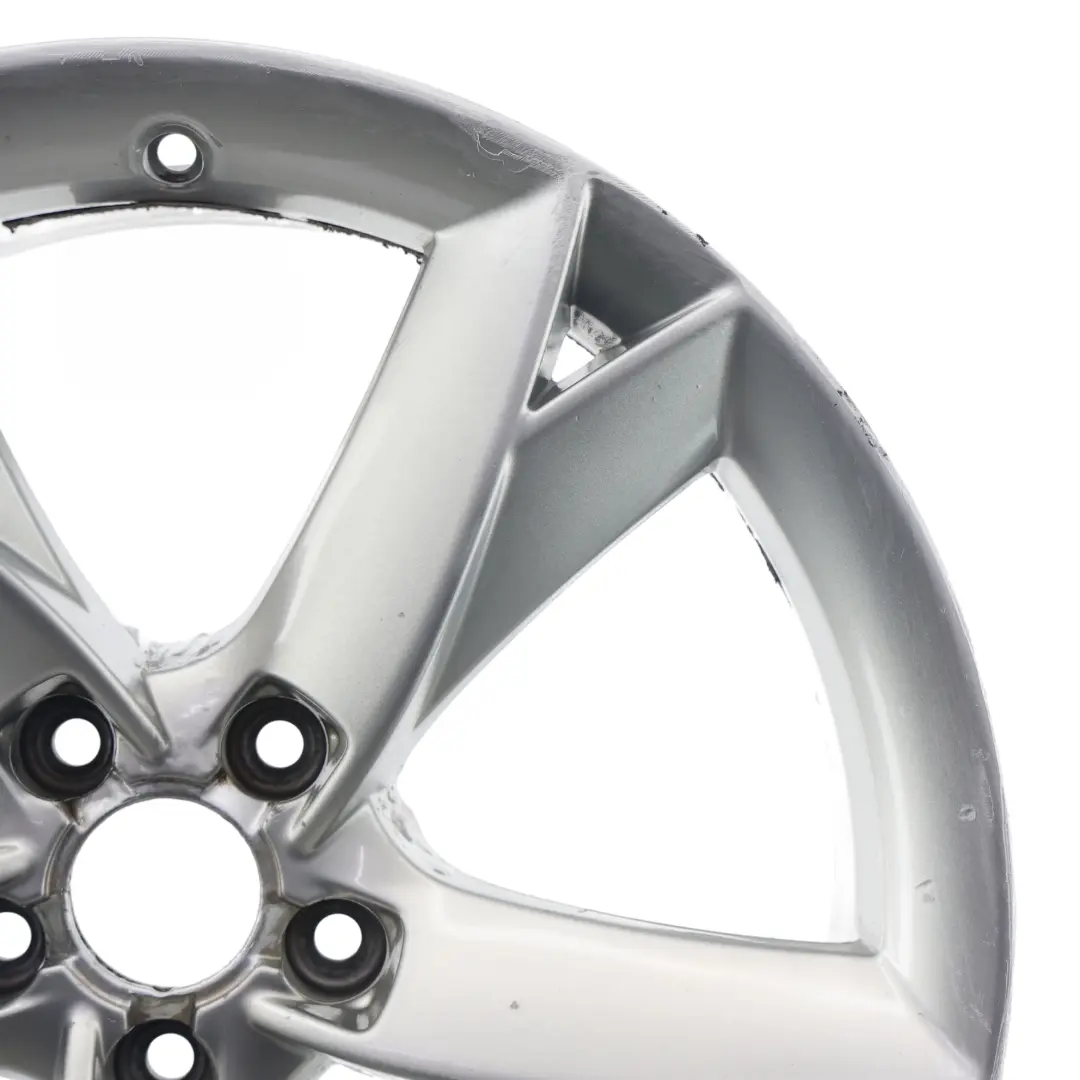 Jante argentée en alliage 19" 8.5J ET:32 flèche l'étoile pour Audi A5 8T à propos du numéro de pièce 8T0601025F Audi A5 8T Jante argentée en alliage 19" 8.5J ET:32 flèche l'étoile - SKU 8T0601025F-1 - Numéro de pièce 8T0601025F