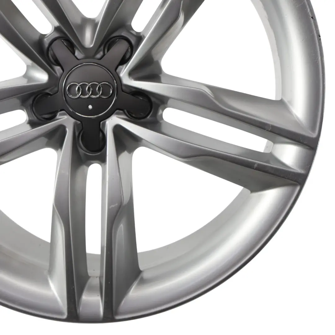 Srebrna Felga Aluminiowa Speedline 19" 8.5J ET:32 do Audi A5 8T o numerze 8T0601025H Audi A5 8T Srebrna Felga Aluminiowa Speedline 19" 8.5J ET:32 - SKU 8T0601025H-4 - Numer Części 8T0601025H