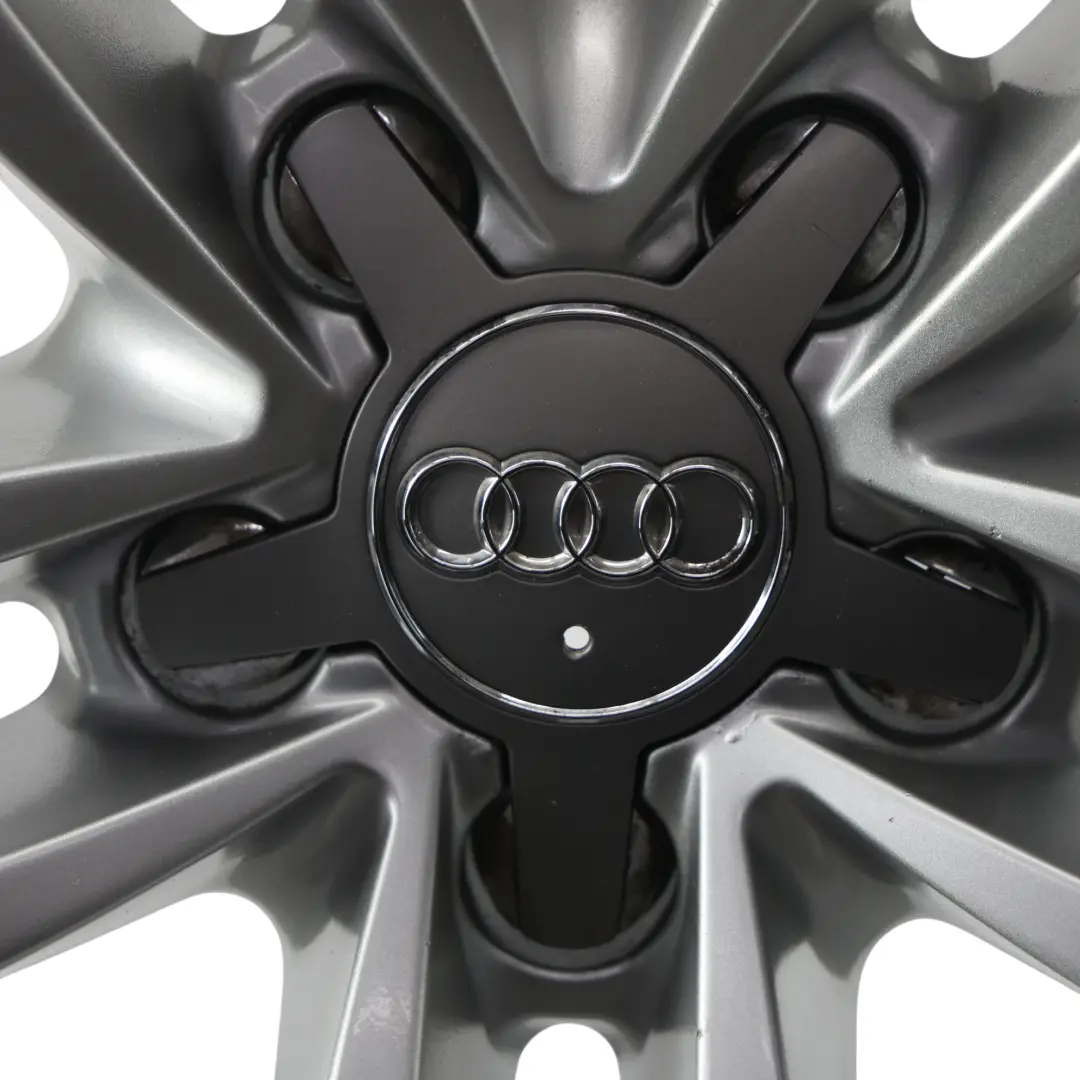 Srebrna Felga Aluminiowa Speedline 19" 8.5J ET:32 do Audi A5 8T o numerze 8T0601025H Audi A5 8T Srebrna Felga Aluminiowa Speedline 19" 8.5J ET:32 - SKU 8T0601025H-4 - Numer Części 8T0601025H