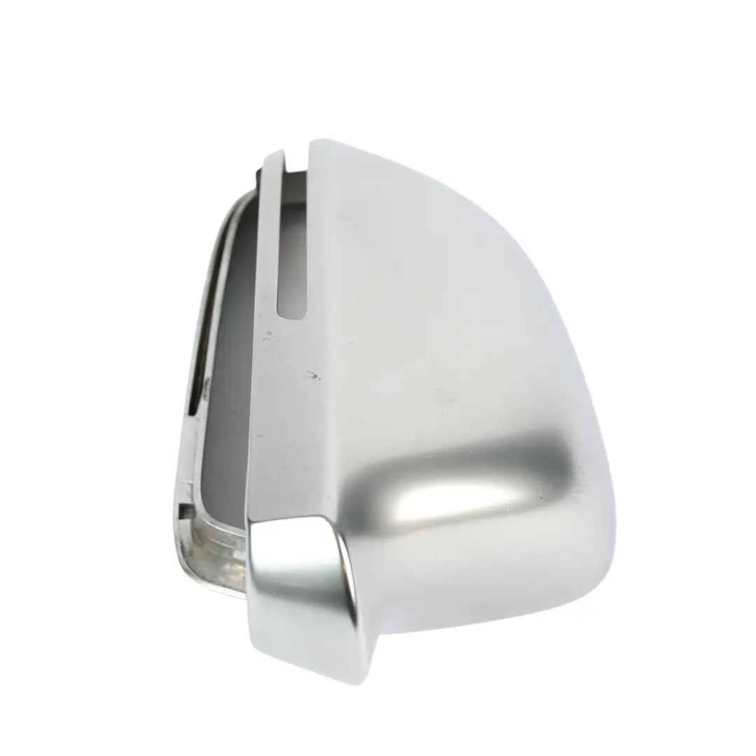 Osłona Lusterka Bocznego Aluminiowa Prawa do Audi A3 A4 A5 S5 o numerze 8T0857528A Audi A3 A4 A5 S5 Osłona Lusterka Bocznego Aluminiowa Prawa - SKU 8T0857528A - Numer Części 8T0857528A