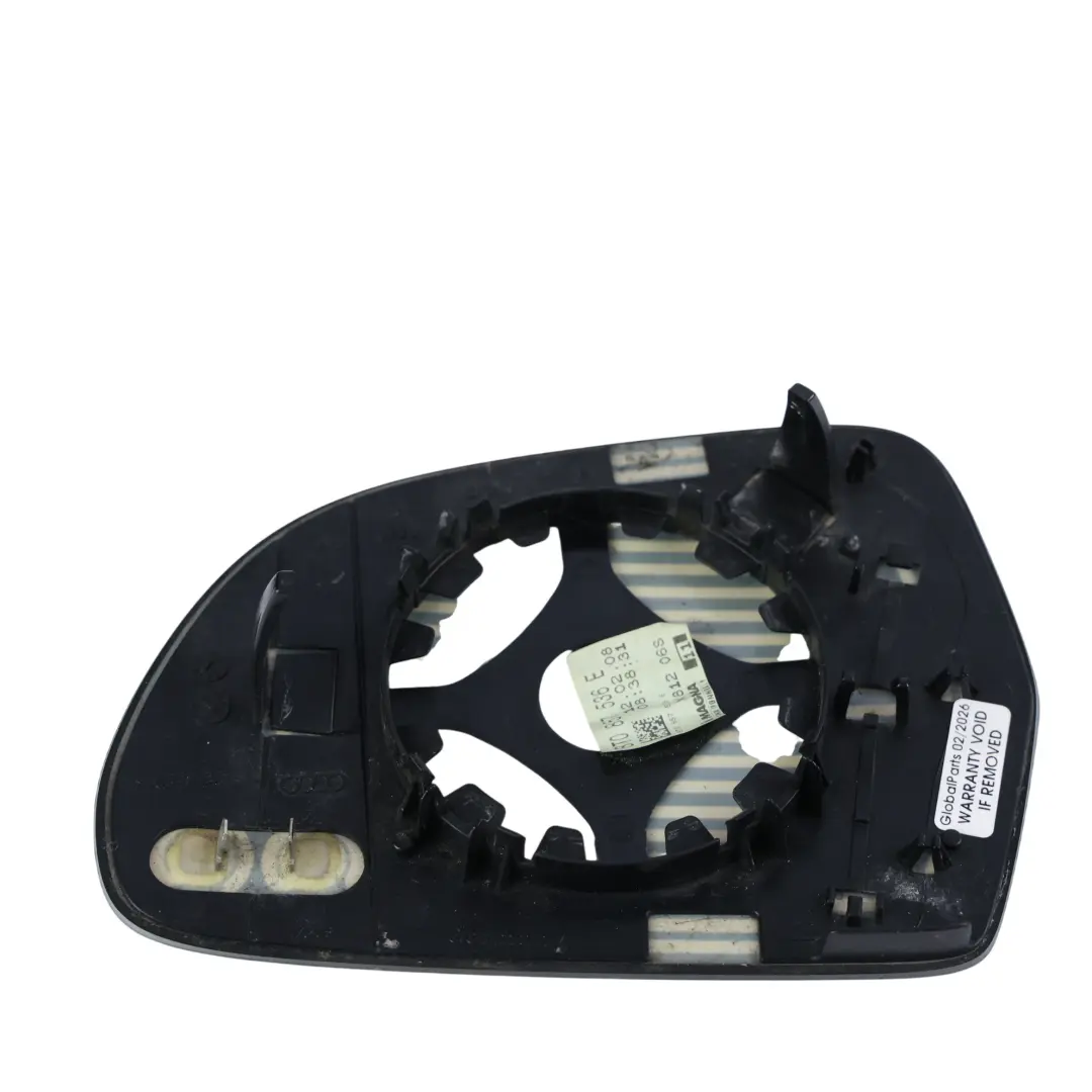 Inserto Specchio Esterno Ala Porta Vetro Destro per Audi A4 B8 con numero di parte 8T0857536E Audi A4 B8 Inserto Specchio Esterno Ala Porta Vetro Destro - SKU 8T0857536E - Numero di parte 8T0857536E
