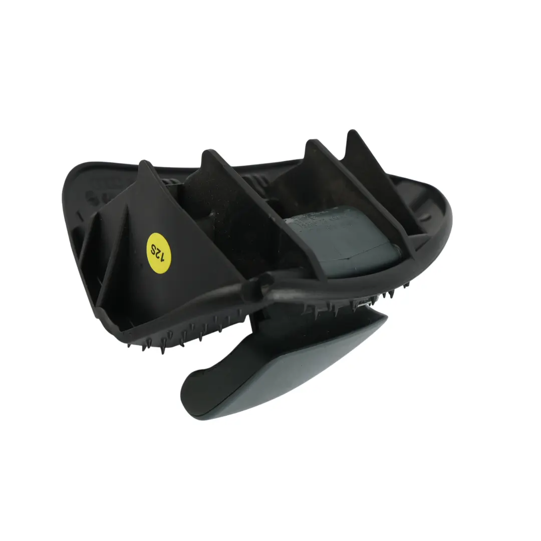 Maniglia Schienale Sedile Anteriore Destro per Audi A5 8T 3 Porte con numero di parte 8T0881630C Audi A5 8T 3 Porte Maniglia Schienale Sedile Anteriore Destro - SKU 8T0881630C - Numero di parte 8T0881630C