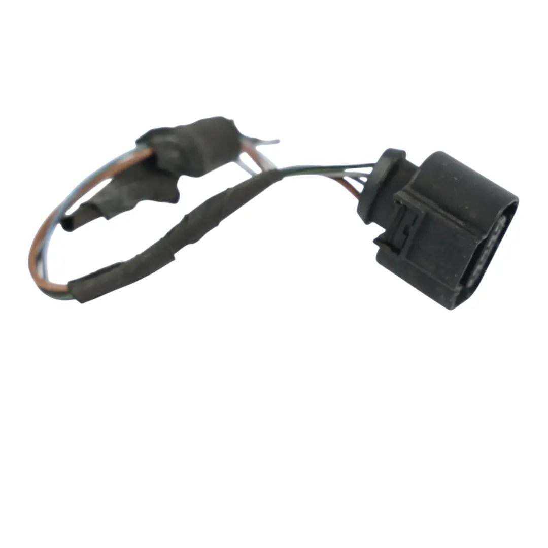 Wiązka Kabli Wtyczka Lampy Tylnej Prawa Zewnętrzna do Audi A5 8T o numerze 8T0945096 Audi A5 8T Wiązka Kabli Wtyczka Lampy Tylnej Prawa Zewnętrzna - SKU 8T0945096-1 - Numer Części 8T0945096