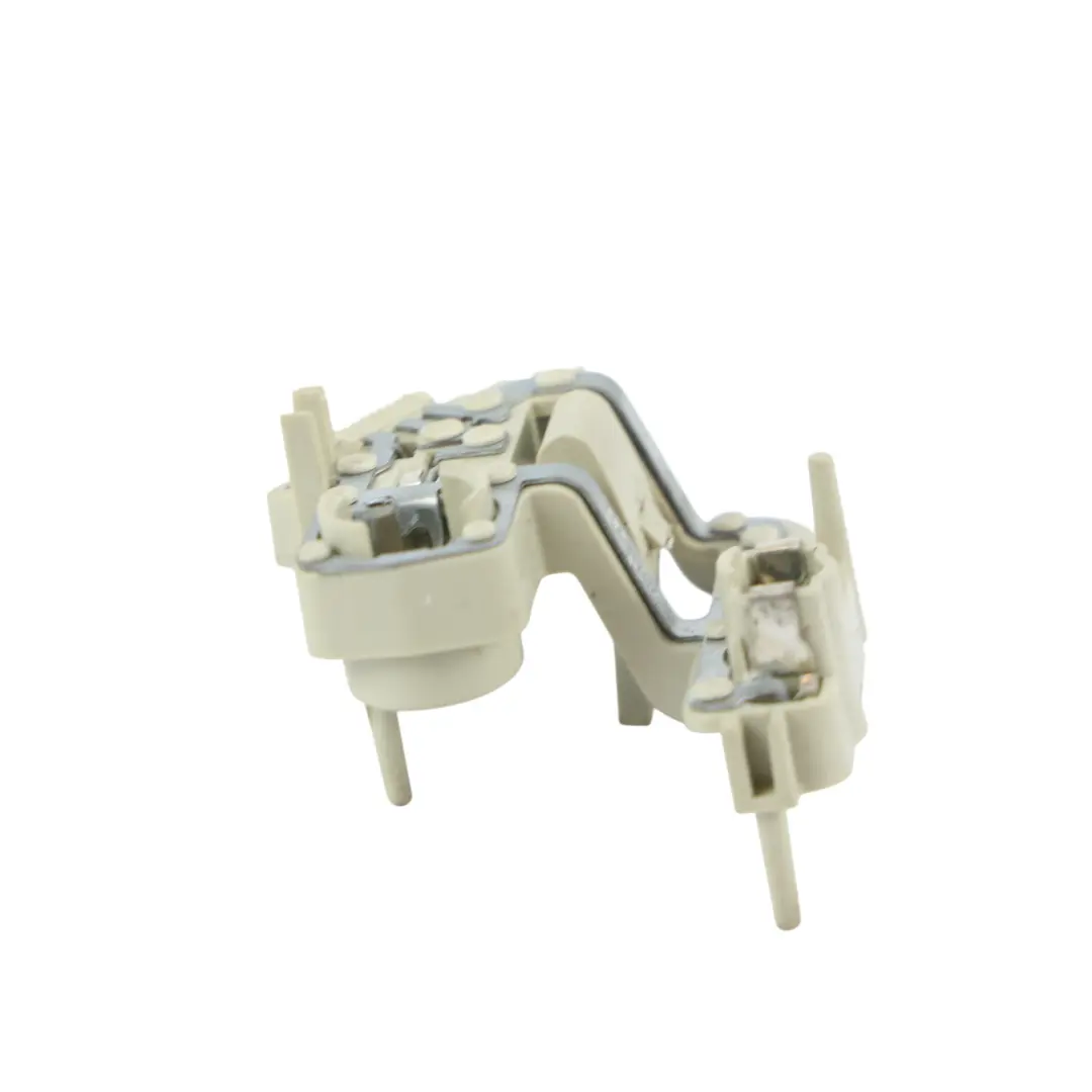 Audi A5 8T Soporte Portabulbos Trasero Izquierdo - SKU 8T0945257 - Número de pieza 8T0945257