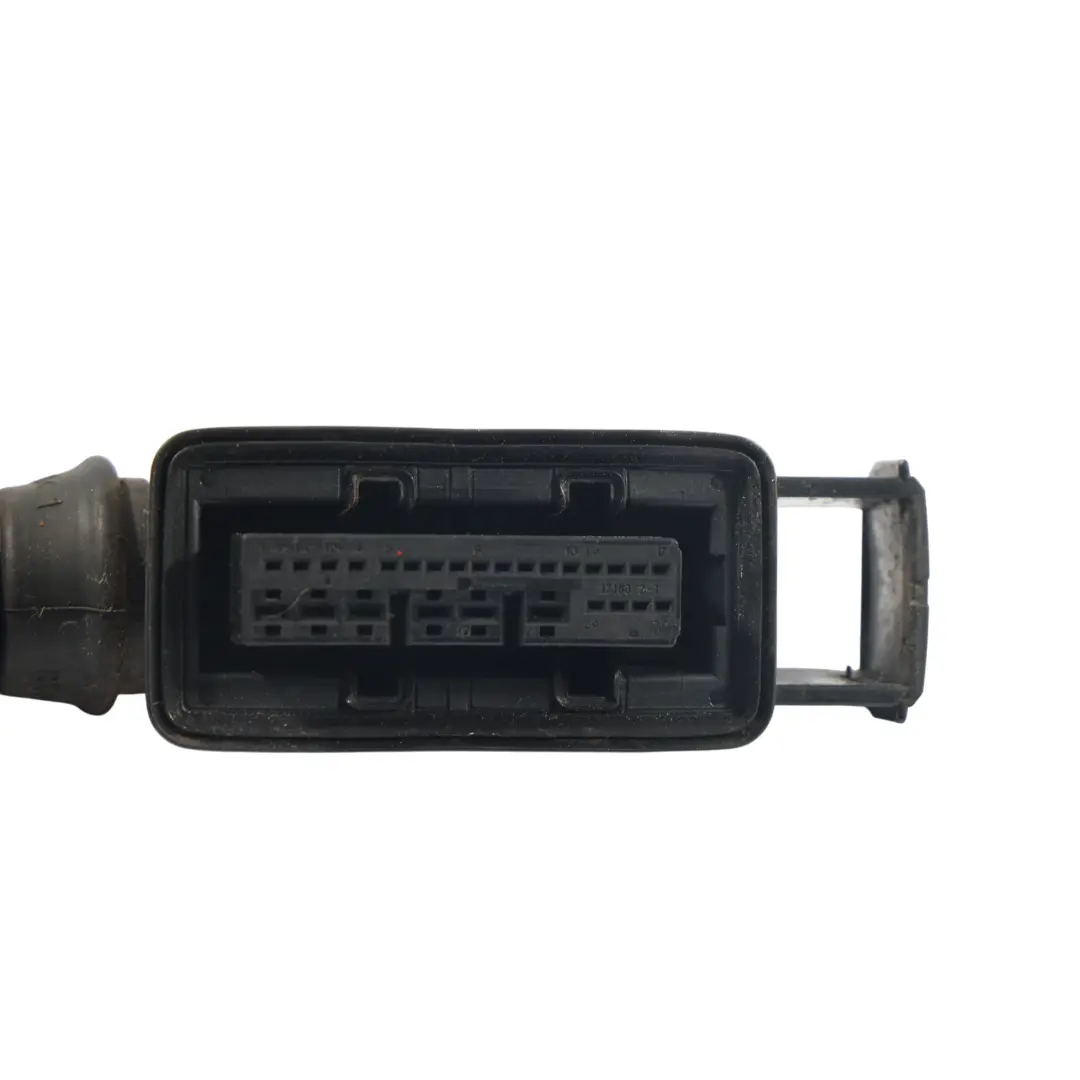 Cablaggio Porta Anteriore Lato Passeggero per Audi A5 8T Coupe con numero di parte 8T0971030C Audi A5 8T Coupe Cablaggio Porta Anteriore Lato Passeggero - SKU 8T0971030C - Numero di parte 8T0971030C