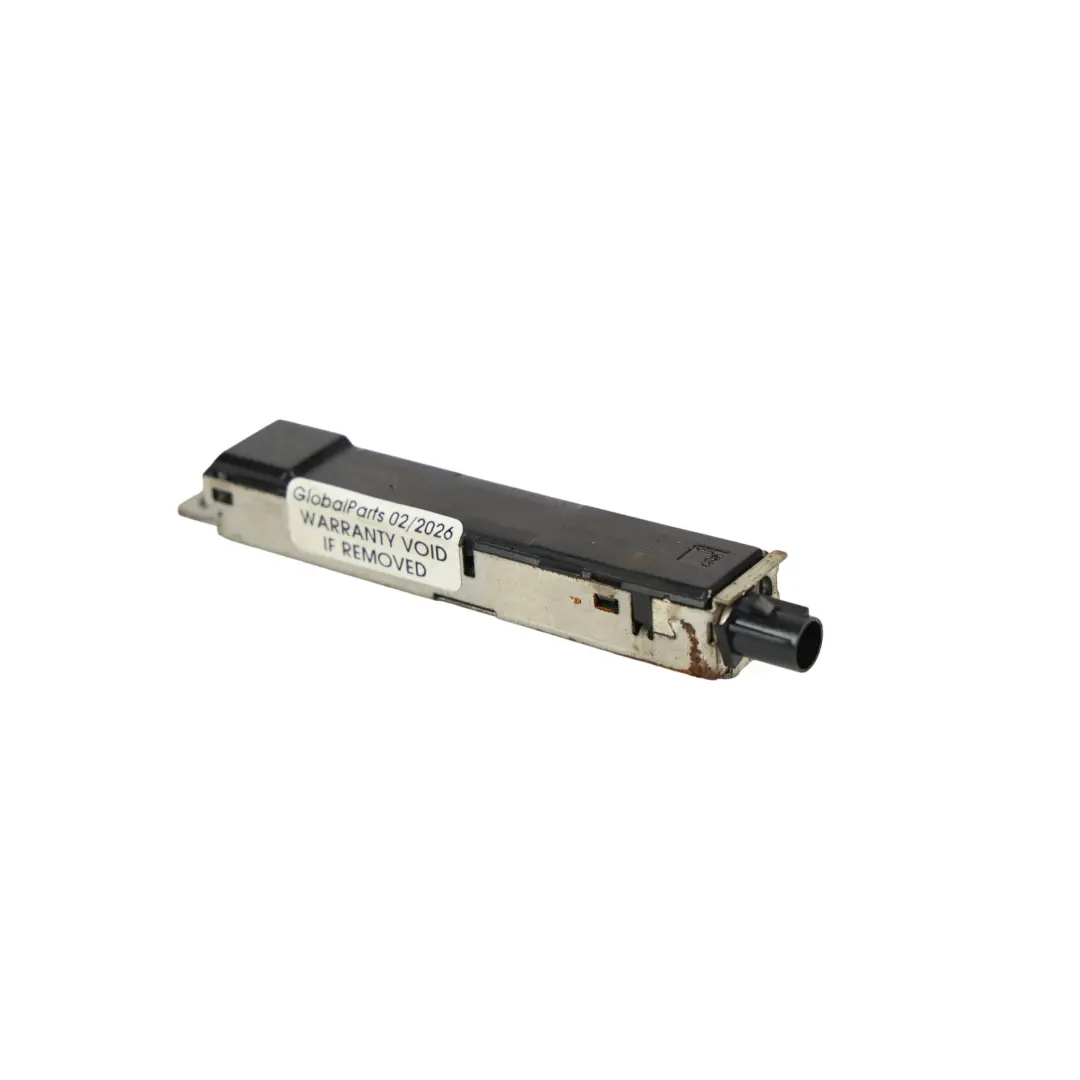 Audi A5 8T Audio Antena Radio Amplificador Unidad De Control - SKU 8T8035225D - Número de pieza 8T8035225D