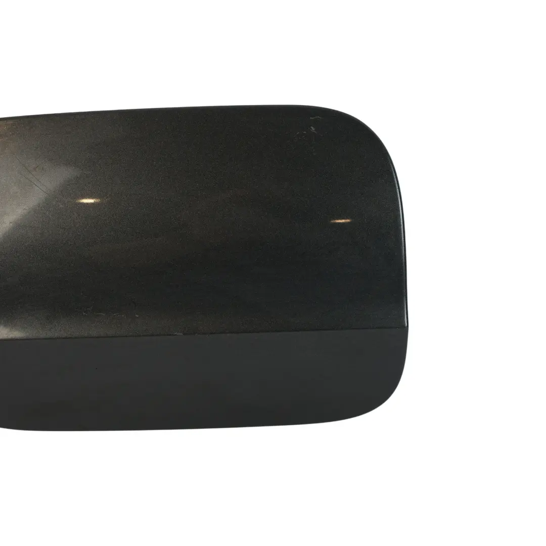 Panel Tapa Depósito Combustible Gris Daytona Perla Z7S para Audi A5 8T con número de pieza 8T8809907 Audi A5 8T Panel Tapa Depósito Combustible Gris Daytona Perla Z7S - SKU 8T8809907-DGR - Número de pieza 8T8809907