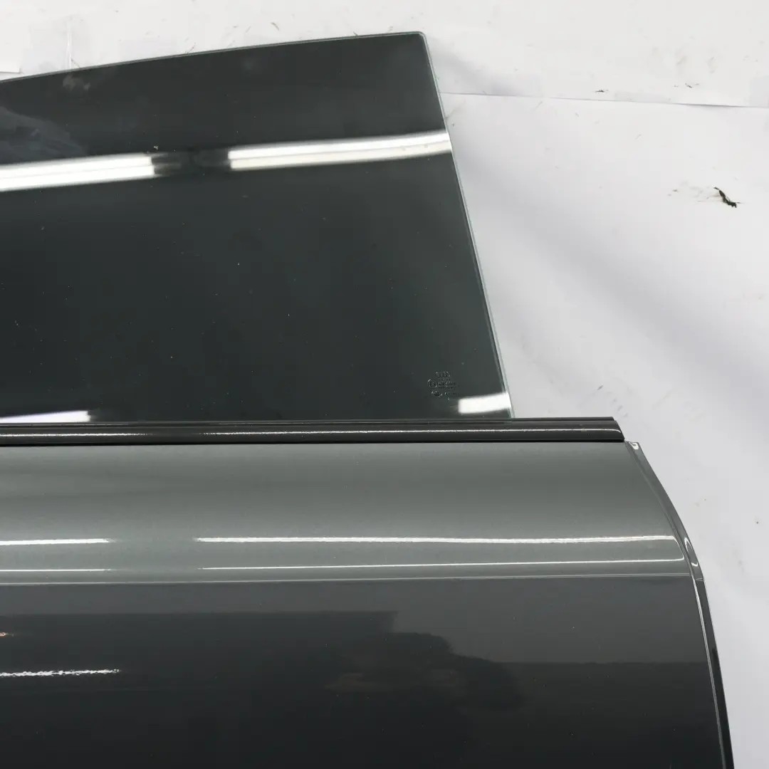 Sportback Porta Posteriore Destra Daytona Grigio Effetto Perla - Z7S per Audi A5 8T con numero di parte 8T8833052D Audi A5 8T Sportback Porta Posteriore Destra Daytona Grigio Effetto Perla - Z7S - SKU 8T8833052D-DGR - Numero di parte 8T8833052D