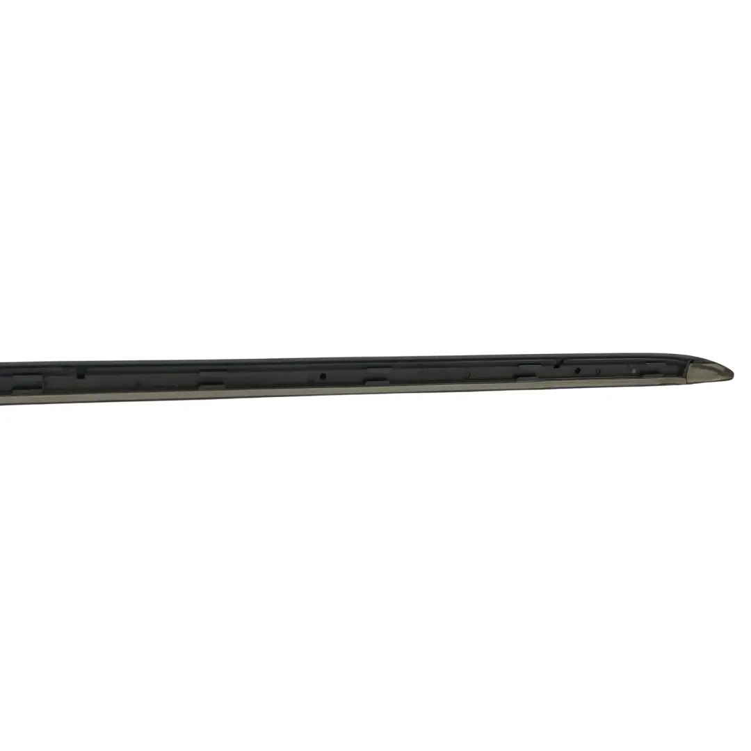 Sportback Minigonna Modanatura Destra Grigio Daytona Perla Z7S per Audi A5 8T con numero di parte 8T8854932 Audi A5 8T Sportback Minigonna Modanatura Destra Grigio Daytona Perla Z7S - SKU 8T8854932-DGR - Numero di parte 8T8854932