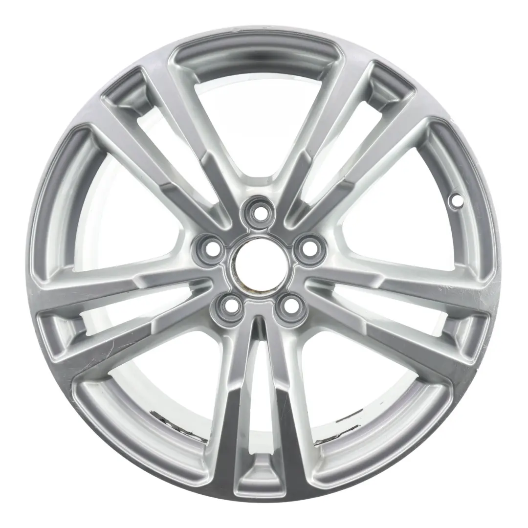 Silberne Leichtmetallfelge Alufelge 18" 7J ET:43 für Audi Q3 8U mit Teilenummer 8U0601025AJ Audi Q3 8U Silberne Leichtmetallfelge Alufelge 18" 7J ET:43 - SKU 8U0601025AJ-1 - Teilenummer 8U0601025AJ