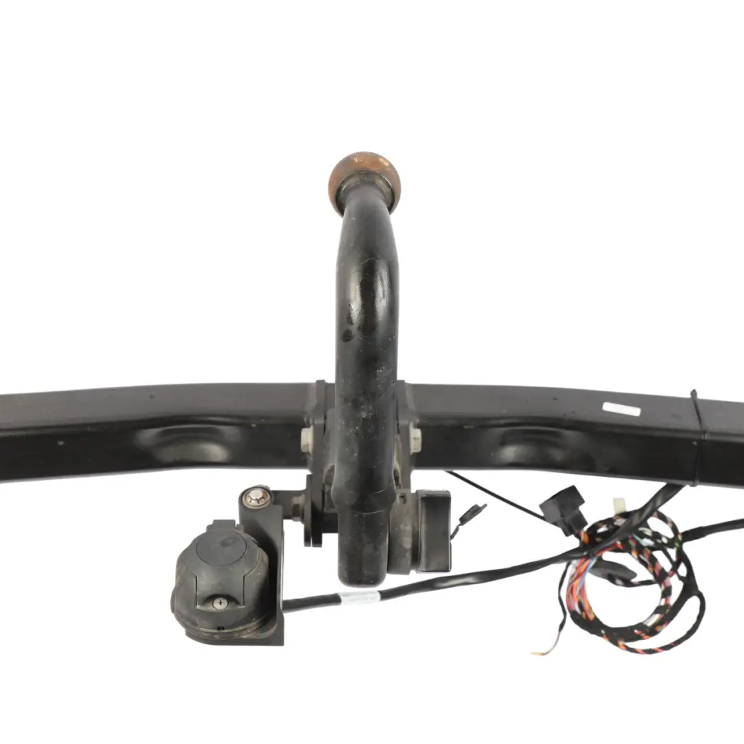 Audi Q3 8U Towbar Towing Hitch Towing Carrier Tow Bar Trailer Hook - SKU 8U0803880D - Part number 8U0803880D