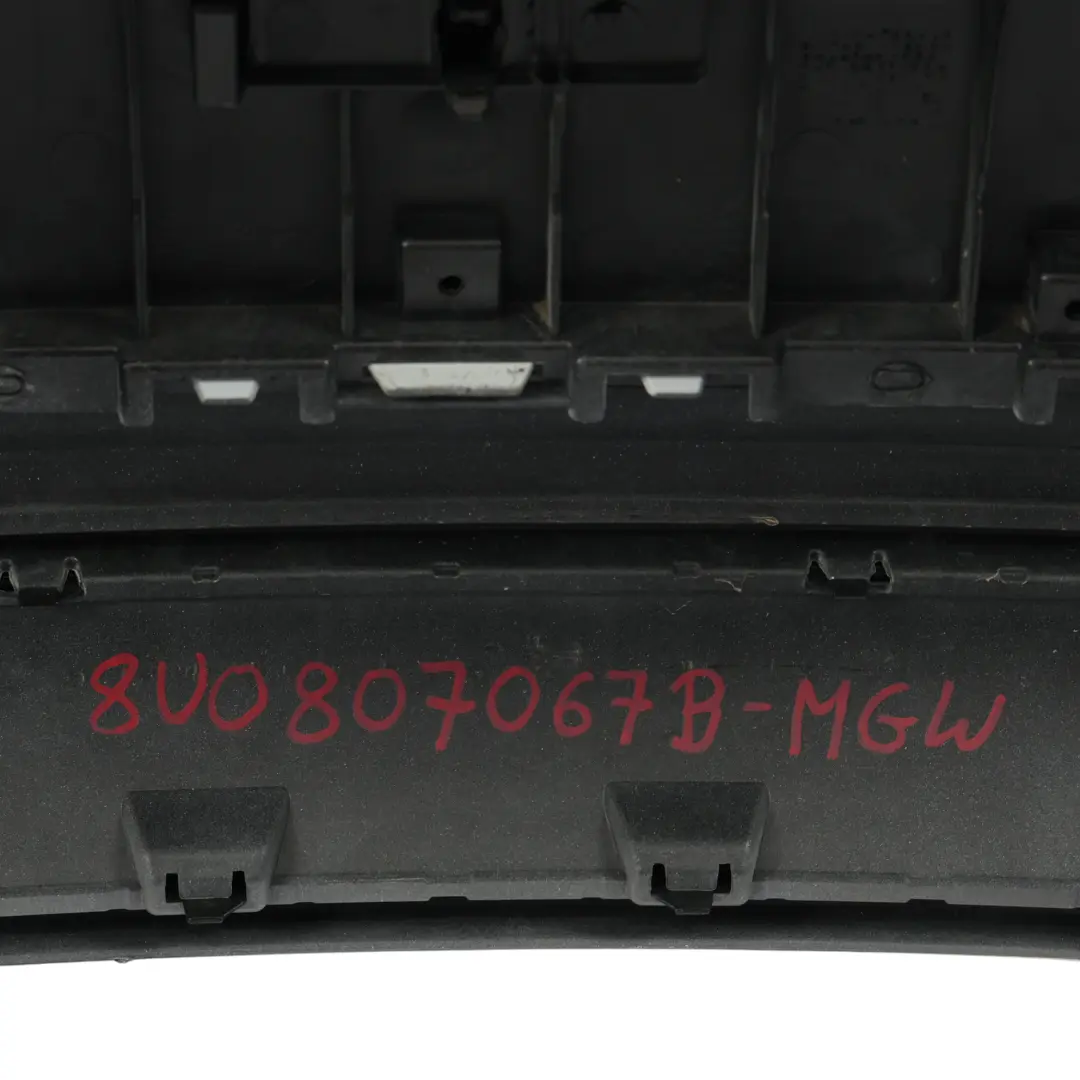 Zderzak Tylny Glacier White Pearl Biały - S9R do Audi Q3 8U o numerze 8U0807067B Audi Q3 8U Zderzak Tylny Glacier White Pearl Biały - S9R - SKU 8U0807067B-MGW - Numer Części 8U0807067B