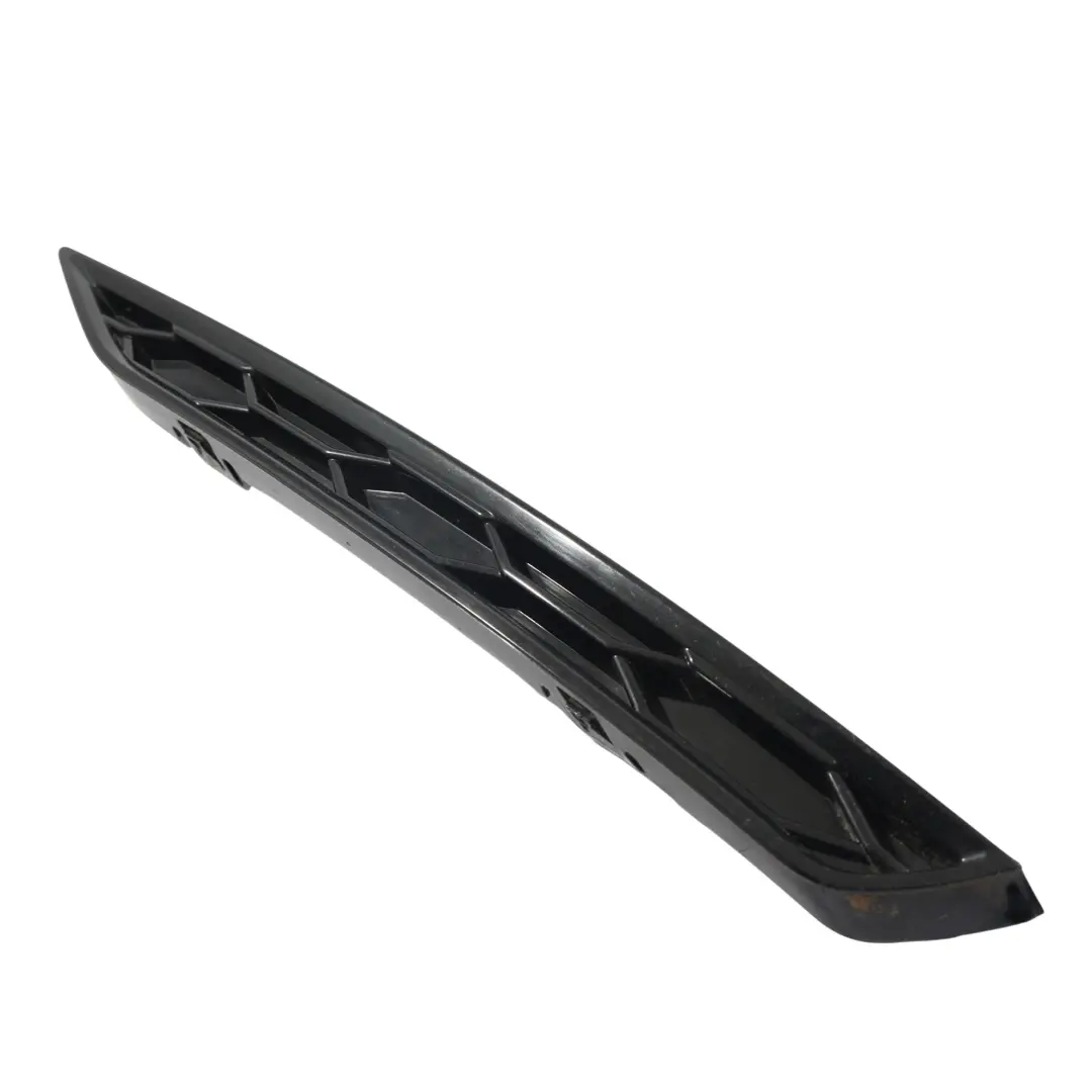 Audi Q3 8U Parachoques Delantero Rejilla Embellecedor Panel Izquierdo - SKU 8U0807925 - Número de pieza 8U0807925