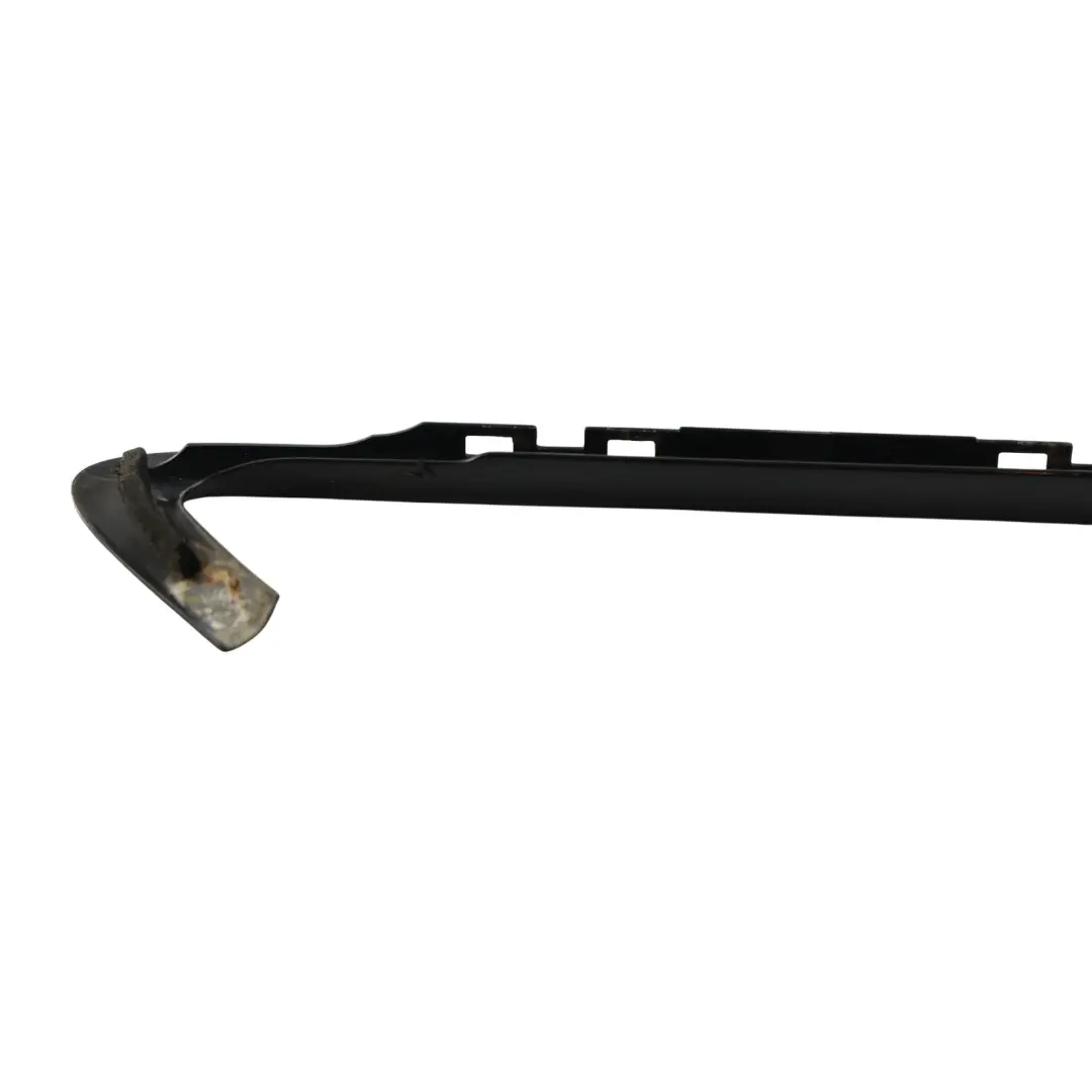 Listwa Szyby Tylnej Czarna Prawa do Audi Q3 8U o numerze 8U0853346F Audi Q3 8U Listwa Szyby Tylnej Czarna Prawa - SKU 8U0853346F - Numer Części 8U0853346F