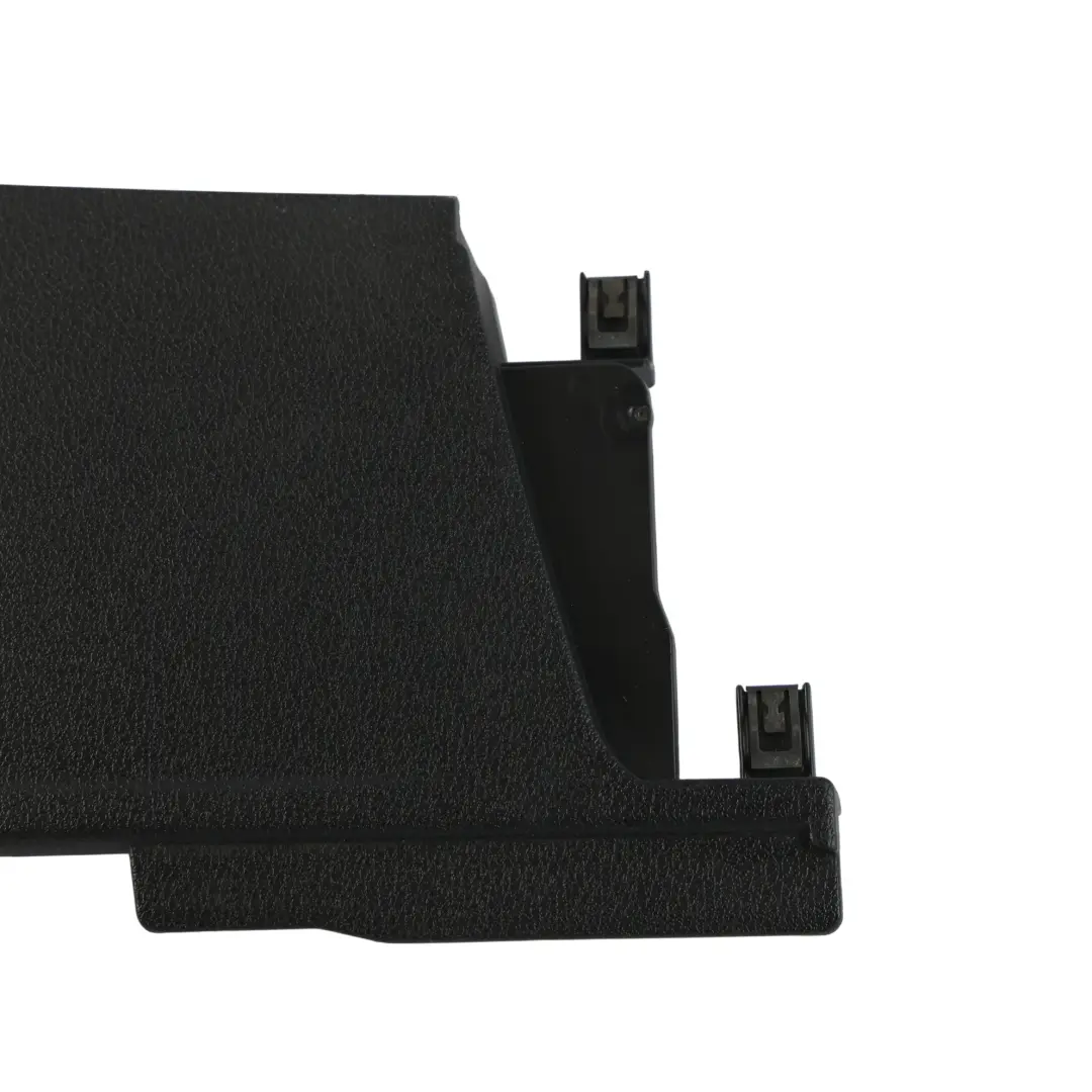 Garniture Montant D Arrière Droit Noir Soul pour Audi Q3 8U à propos du numéro de pièce 8U0868606 Audi Q3 8U Garniture Montant D Arrière Droit Noir Soul - SKU 8U0868606 - Numéro de pièce 8U0868606