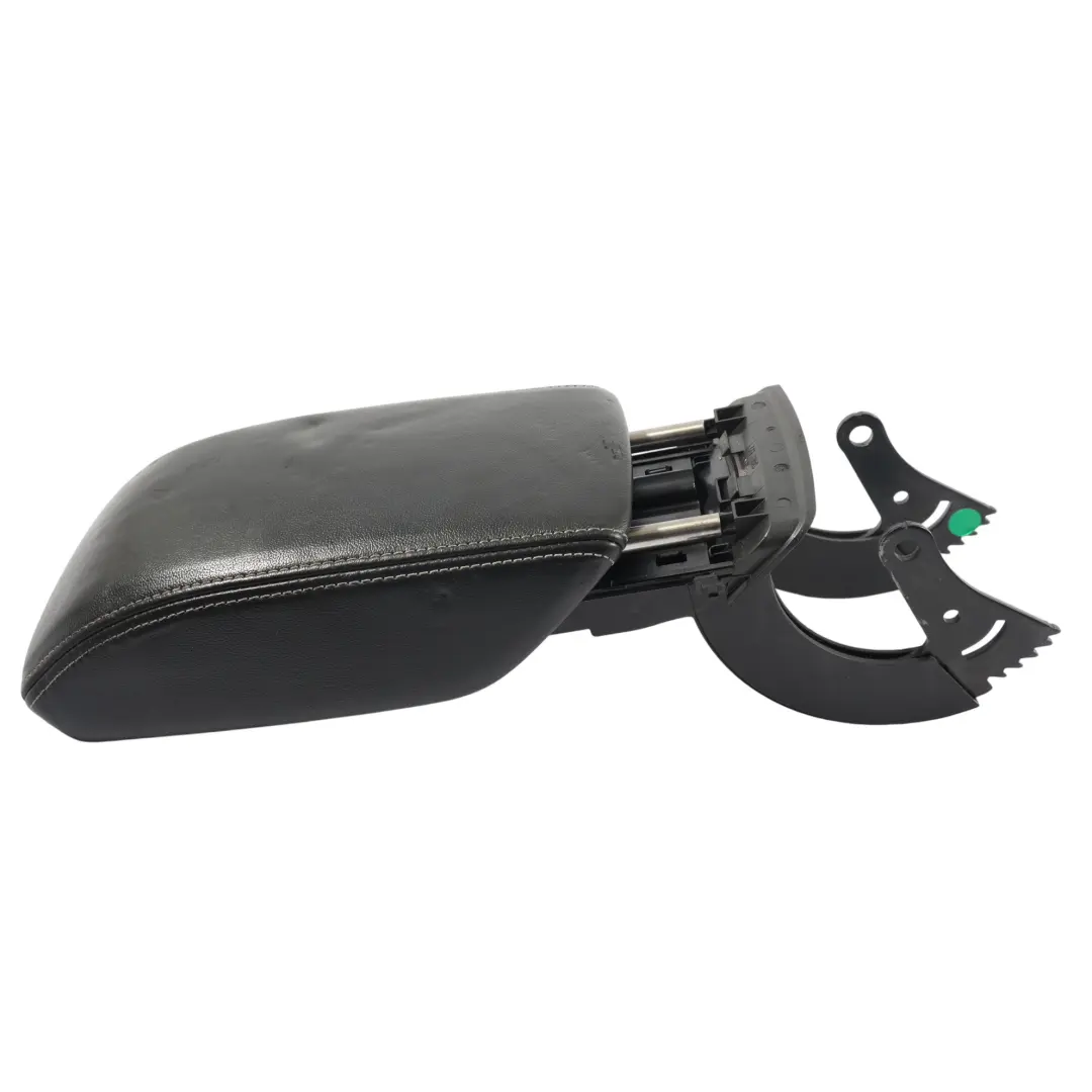 Reposabrazos Central Delantero Cuero Negro para Audi Q3 8U con número de pieza 8U0898277 Audi Q3 8U Reposabrazos Central Delantero Cuero Negro - SKU 8U0898277-1 - Número de pieza 8U0898277