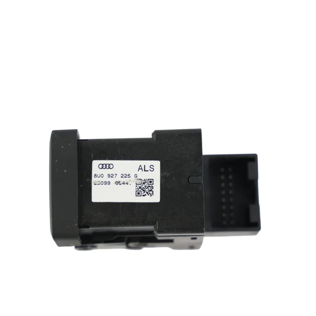 Audi Q3 8U Przycisk Elektrycznego Hamulca Postojowego - SKU 8U0927225G - Numer Części 8U0927225G