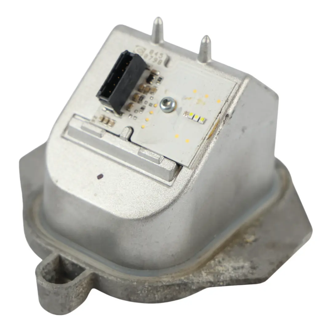 Módulo Faro LED Control DRL Delantero Derecho para Audi Q3 8U con número de pieza 8U0941475C Audi Q3 8U Módulo Faro LED Control DRL Delantero Derecho - SKU 8U0941475C - Número de pieza 8U0941475C