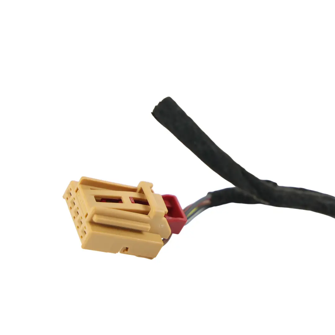 Audi Q3 8U Feu Arrière LED Câblage Prise Gauche Extérieur - SKU 8U0945093M-1 - Numéro de pièce 8U0945093M