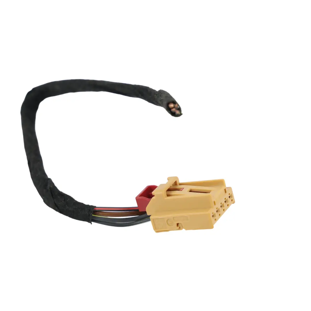 Feu Arrière LED Câblage Prise Gauche Extérieur pour Audi Q3 8U à propos du numéro de pièce 8U0945093M Audi Q3 8U Feu Arrière LED Câblage Prise Gauche Extérieur - SKU 8U0945093M-1 - Numéro de pièce 8U0945093M