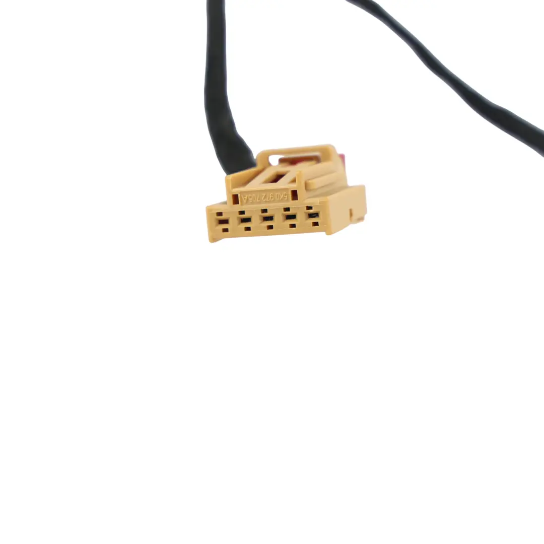 Wiązka Wtyczka Lampy Tylnej LED Zewnętrzna Lewa do Audi Q3 8U o numerze 8U0945093M Audi Q3 8U Wiązka Wtyczka Lampy Tylnej LED Zewnętrzna Lewa - SKU 8U0945093M-1 - Numer Części 8U0945093M