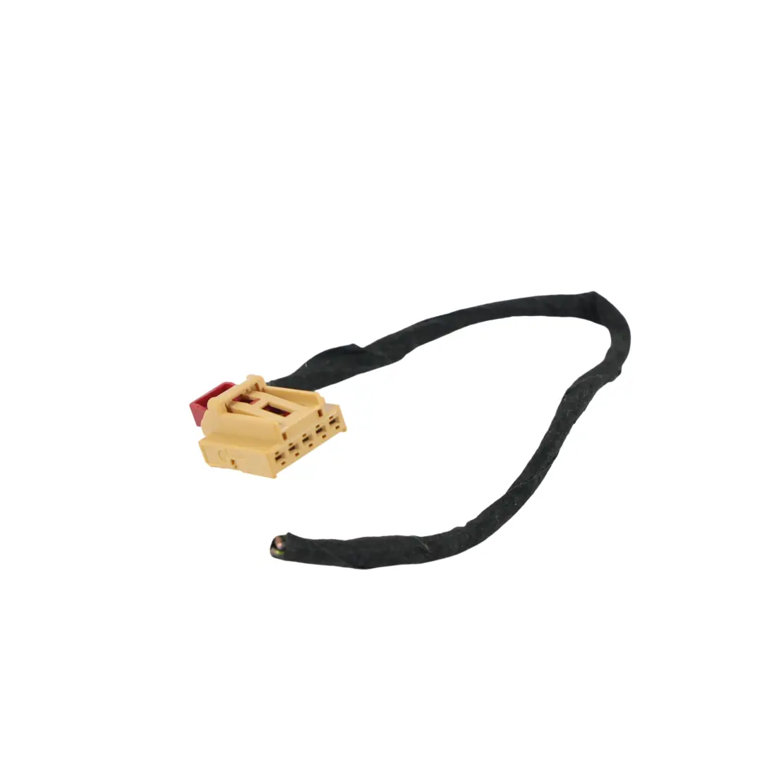 Hinten Kofferraum Lampe Licht Kabelbaum Stecker Rechts für Audi Q3 8U mit Teilenummer 8U0945094M Audi Q3 8U Hinten Kofferraum Lampe Licht Kabelbaum Stecker Rechts - SKU 8U0945094M-1 - Teilenummer 8U0945094M