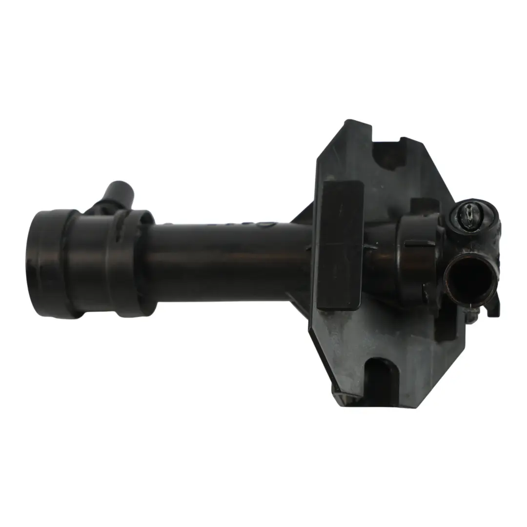 OE Q3 8U Ugello Pompa Lavavetri Faro Destro per Audi con numero di parte 8U0955102B Audi OE Q3 8U Ugello Pompa Lavavetri Faro Destro - SKU 8U0955102B - Numero di parte 8U0955102B