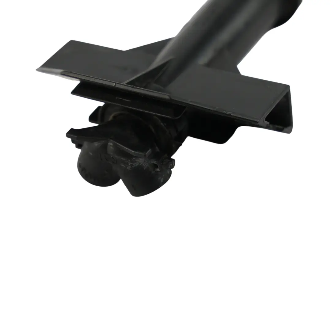 OE Q3 8U Ugello Pompa Lavavetri Faro Destro per Audi con numero di parte 8U0955102B Audi OE Q3 8U Ugello Pompa Lavavetri Faro Destro - SKU 8U0955102B - Numero di parte 8U0955102B