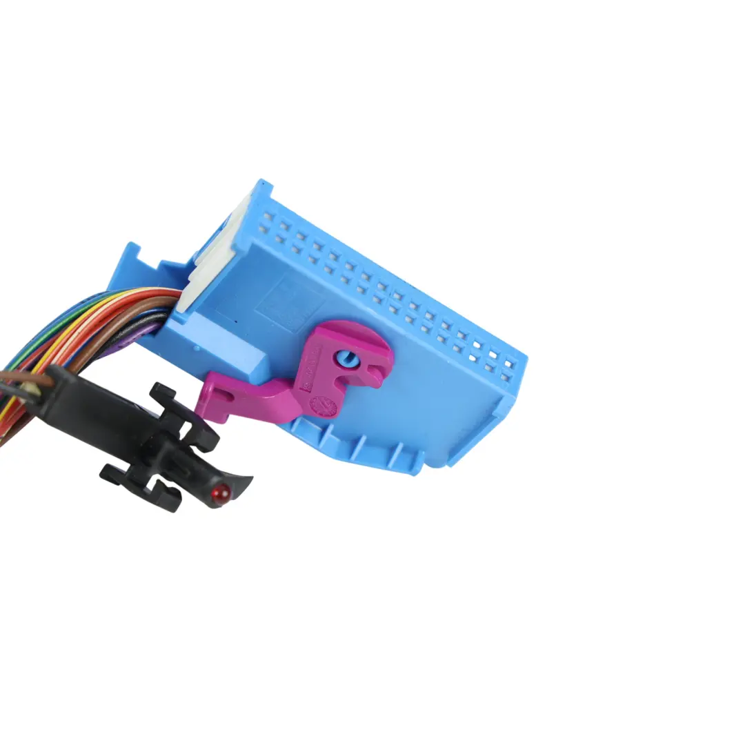 Arnés Cableado Puerta Delantero Derecho para Audi Q3 8U con número de pieza 8U0971035L Audi Q3 8U Arnés Cableado Puerta Delantero Derecho - SKU 8U0971035L - Número de pieza 8U0971035L