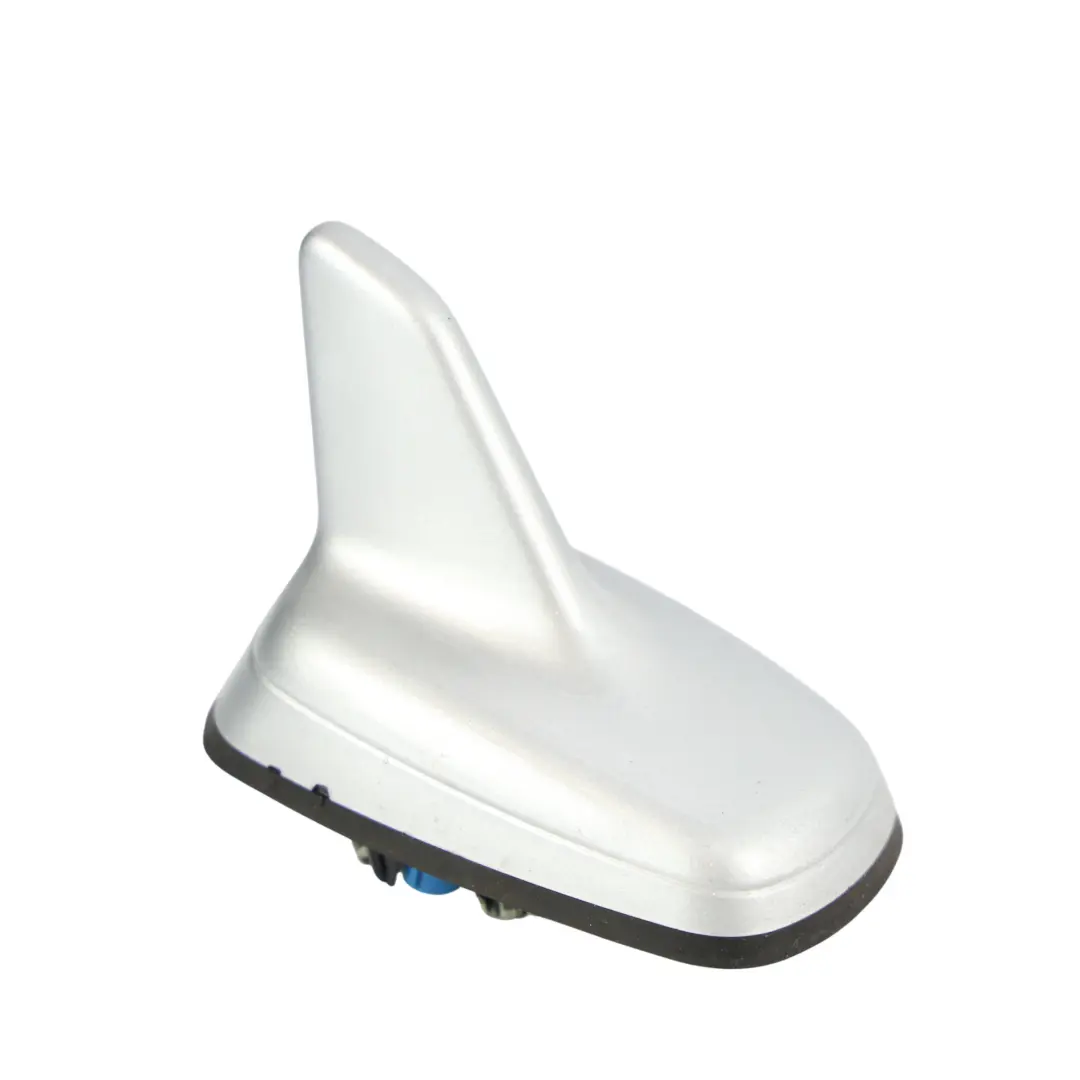 Antenne Toit Aileron Requin Argent Glacé - X7W pour Audi A3 8V à propos du numéro de pièce 8V0035503N Audi A3 8V Antenne Toit Aileron Requin Argent Glacé - X7W - SKU 8V0035503N-ICS - Numéro de pièce 8V0035503N
