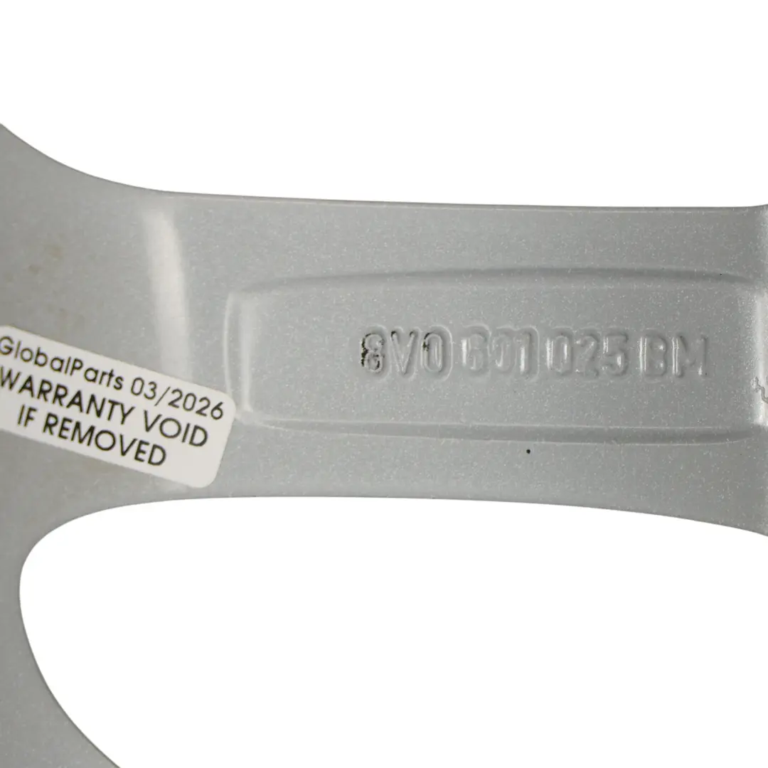 Jante Argentée Alliage 16" 6.5J ET46 pour Audi A3 8V à propos du numéro de pièce 8V0601025BM Audi A3 8V Jante Argentée Alliage 16" 6.5J ET46 - SKU 8V0601025BM-1 - Numéro de pièce 8V0601025BM