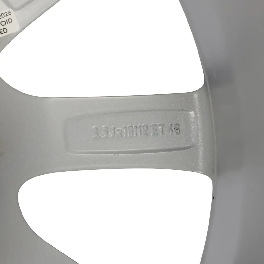 Argento Cerchio in lega 16" 6.5J ET46 per Audi A3 8V con numero di parte 8V0601025BM Audi A3 8V Argento Cerchio in lega 16" 6.5J ET46 - SKU 8V0601025BM-1 - Numero di parte 8V0601025BM