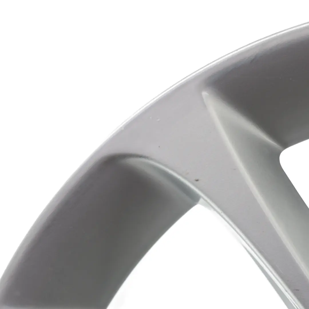 Argento Cerchio in lega 16" 6.5J ET46 per Audi A3 8V con numero di parte 8V0601025BM Audi A3 8V Argento Cerchio in lega 16" 6.5J ET46 - SKU 8V0601025BM-1 - Numero di parte 8V0601025BM