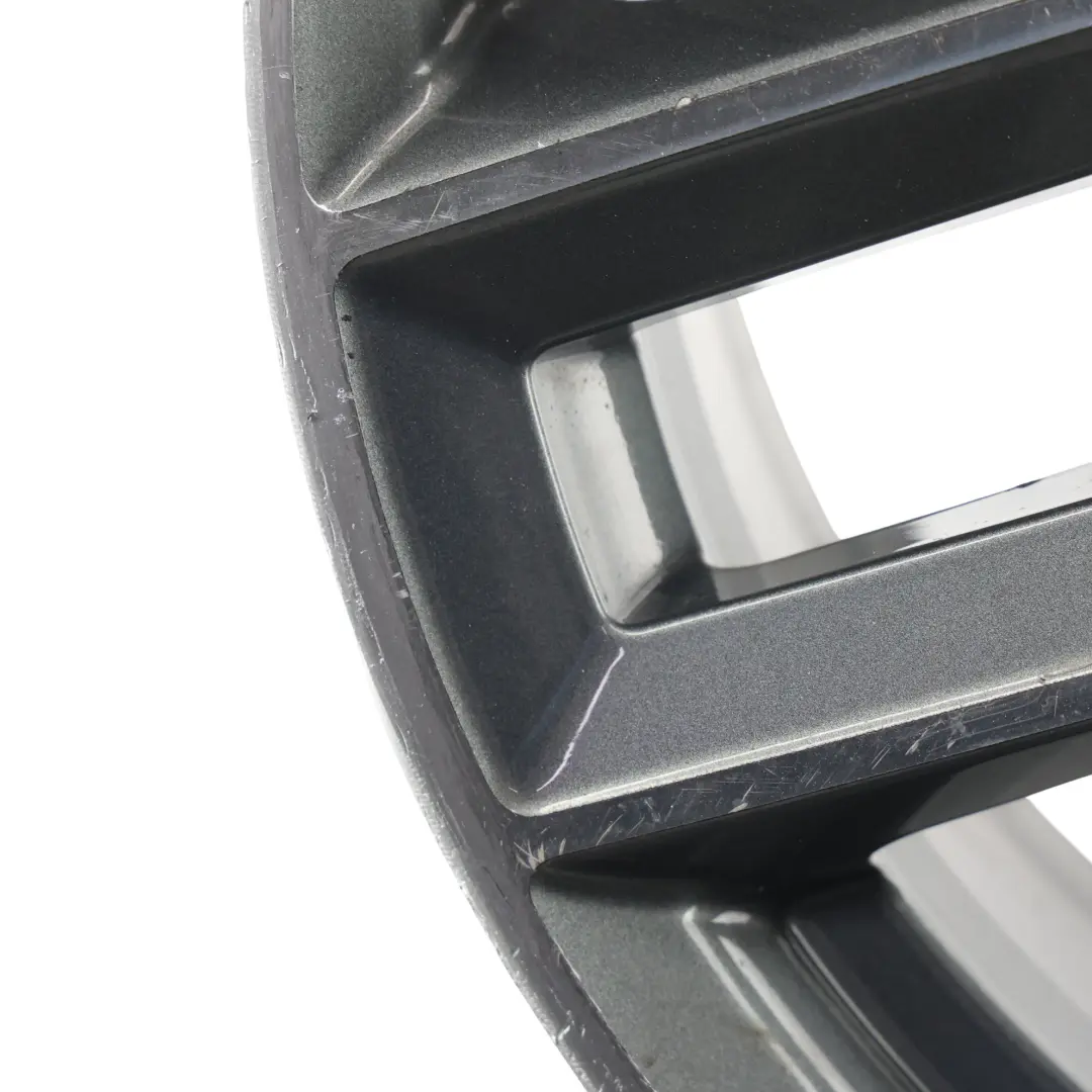 Felga Aluminiowa 18" ET:51 7,5J do Audi A3 8V o numerze 8V0601025M Audi A3 8V Felga Aluminiowa 18" ET:51 7,5J - SKU 8V0601025M-1 - Numer Części 8V0601025M