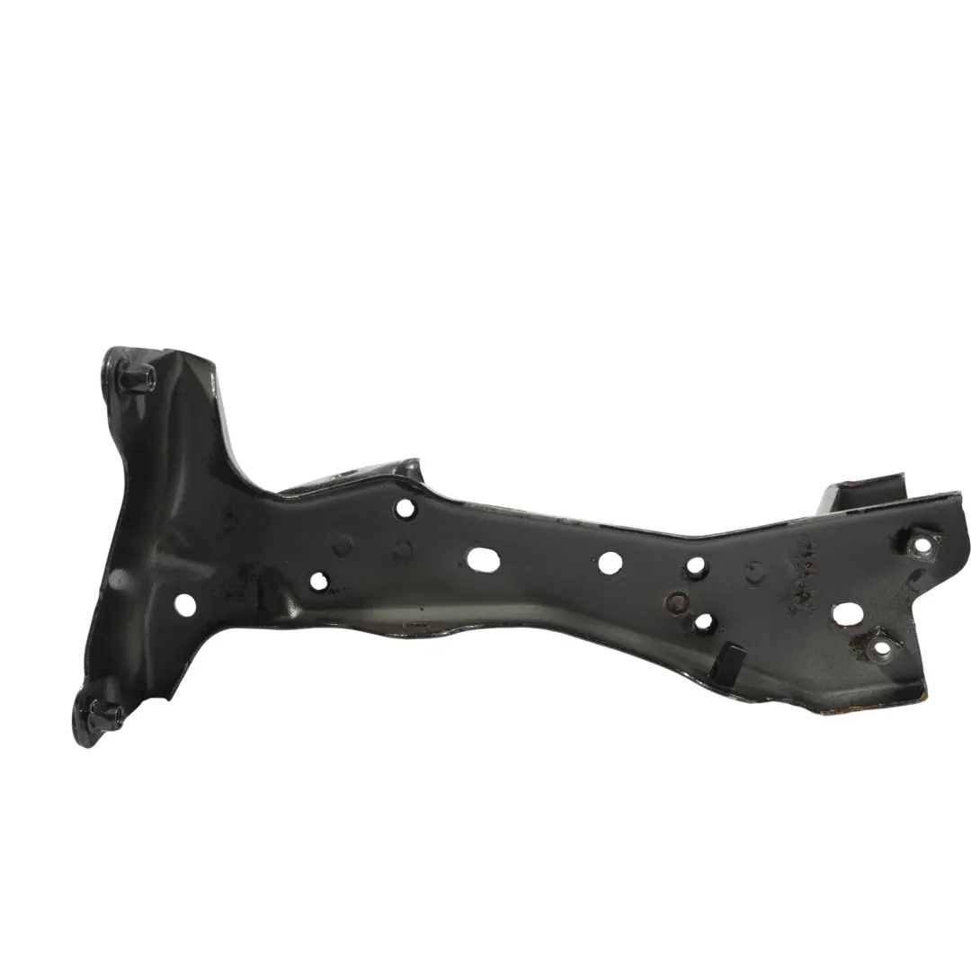 Supporto Per Parafango Anteriore Destro per Audi A3 S3 8V con numero di parte 8V0821136C Audi A3 S3 8V Supporto Per Parafango Anteriore Destro - SKU 8V0821136C-DGR - Numero di parte 8V0821136C