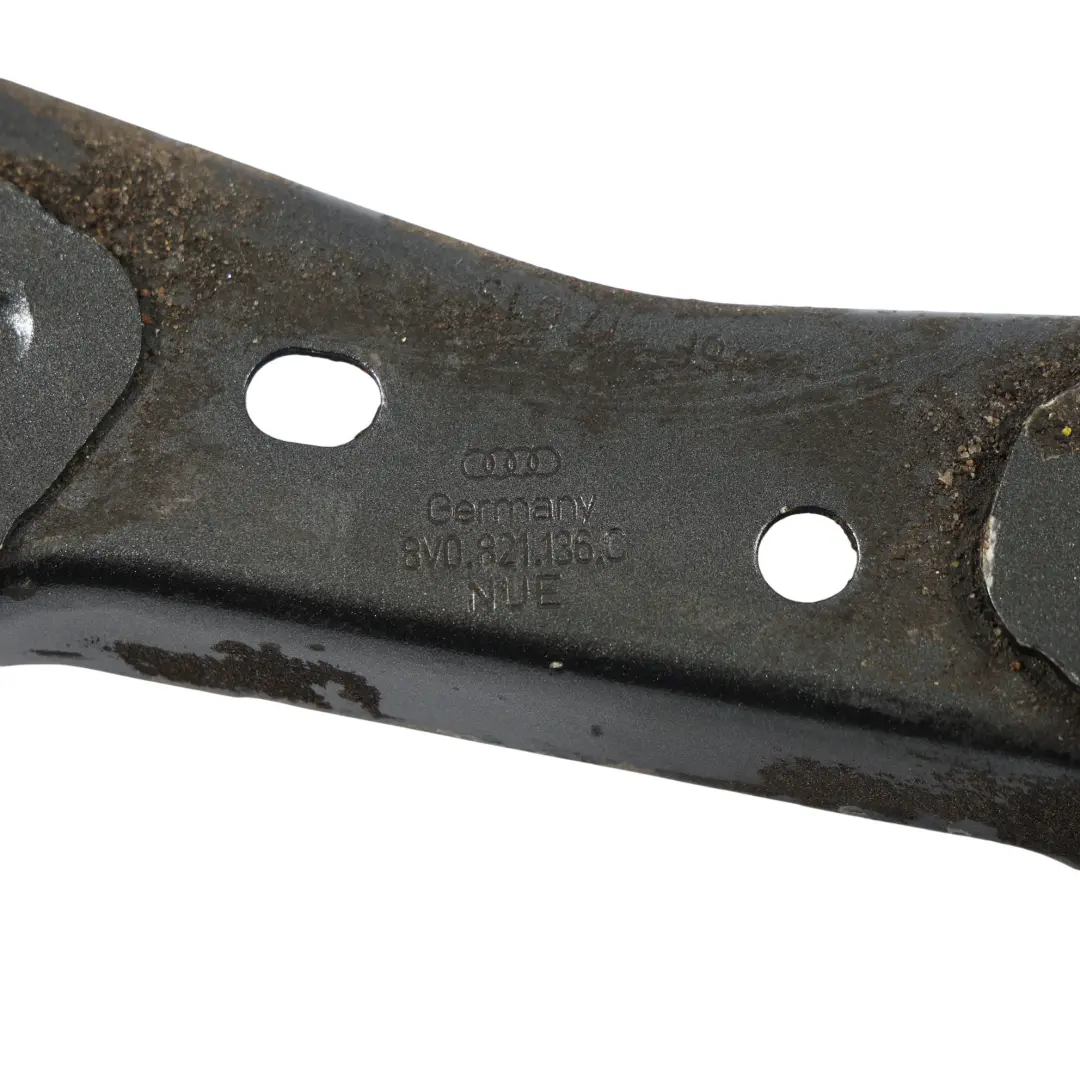 Strebe Kotflügelhalterung Vorne Rechts für Audi A3 S3 8V mit Teilenummer 8V0821136C Audi A3 S3 8V Strebe Kotflügelhalterung Vorne Rechts - SKU 8V0821136C-DGR - Teilenummer 8V0821136C