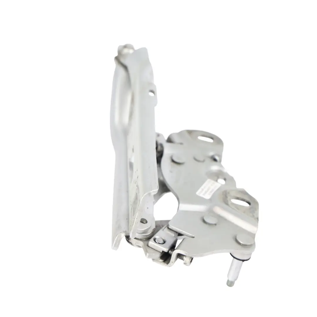 Charnière Capot Avant Gauche Gris Glacier - X7W pour Audi A3 8V à propos du numéro de pièce 8V0823301F Audi A3 8V Charnière Capot Avant Gauche Gris Glacier - X7W - SKU 8V0823301F-ICS - Numéro de pièce 8V0823301F