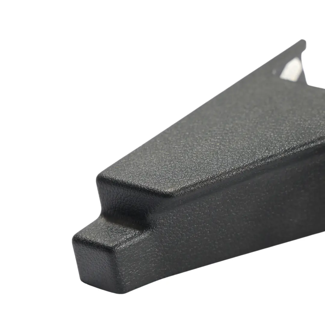 OE A3 8V Panneau Garniture Support Coffre Arrière Droit pour Audi à propos du numéro de pièce 8V0863424A Audi OE A3 8V Panneau Garniture Support Coffre Arrière Droit - SKU 8V0863424A - Numéro de pièce 8V0863424A