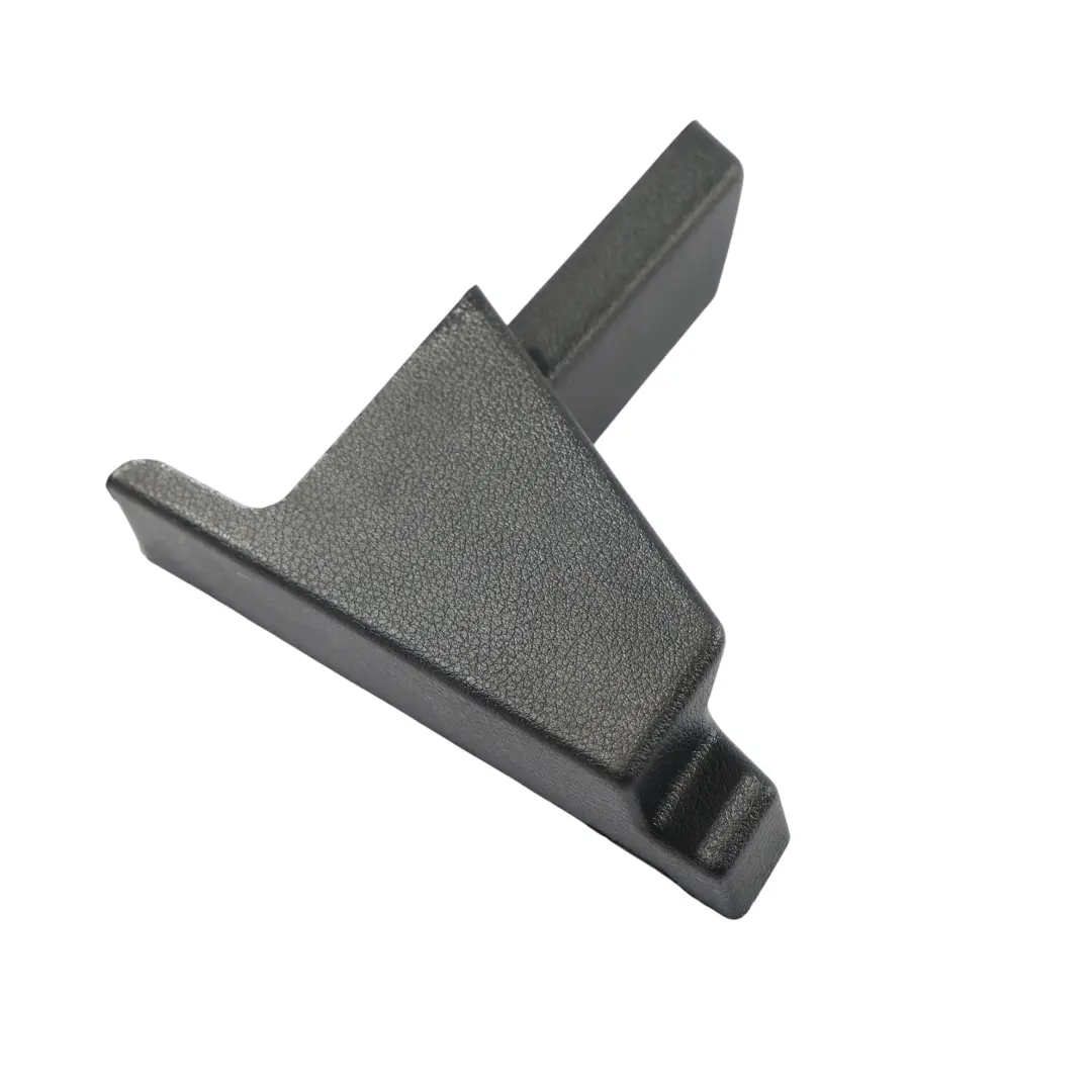 Tylna Nakładka Tapicerki Bagażnika Prawa do Audi A3 8V o numerze 8V0863424A Audi A3 8V Tylna Nakładka Tapicerki Bagażnika Prawa - SKU 8V0863424A - Numer Części 8V0863424A