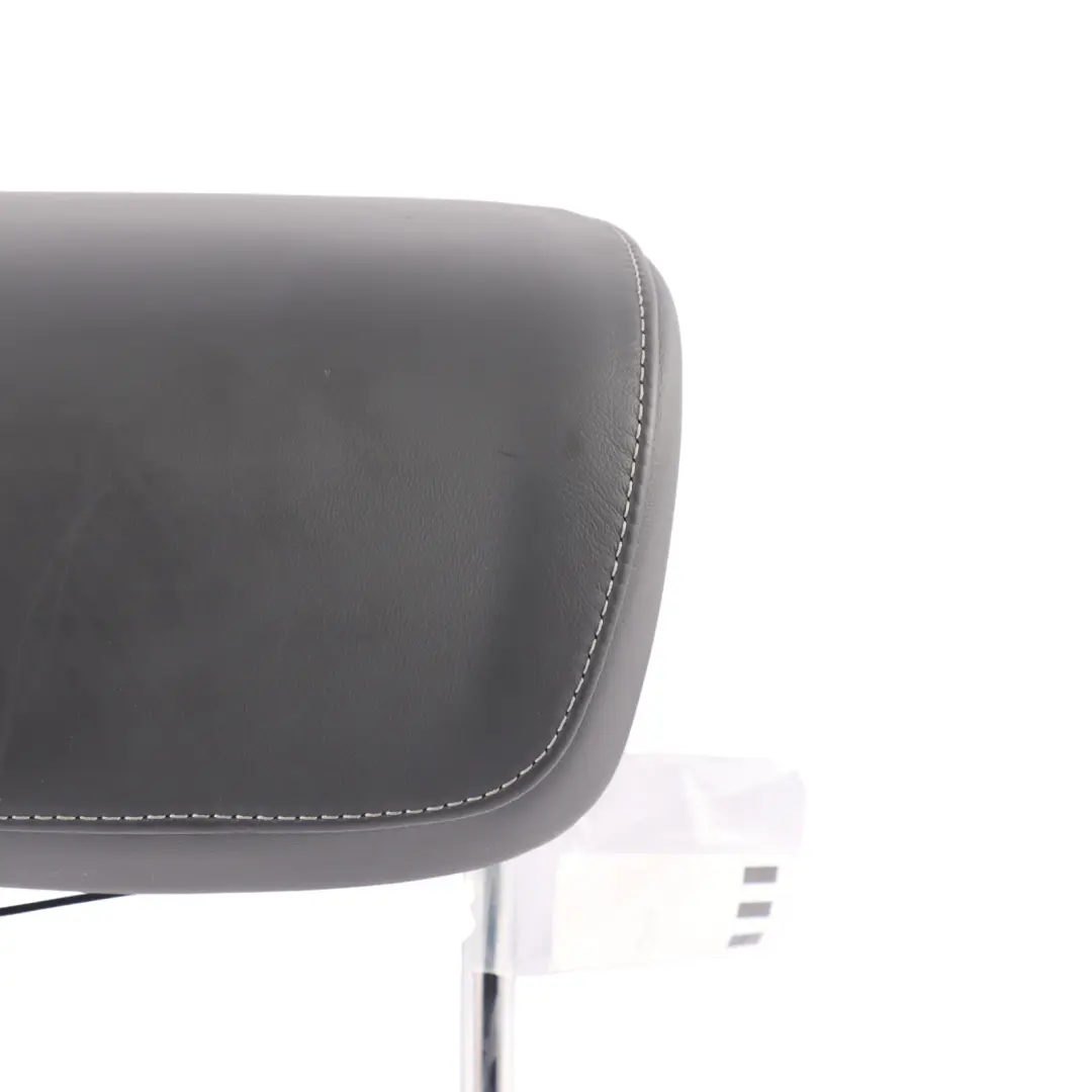 Headrest Leather Soul Black Left Right N/O/S to Audi A3 8V Rear Seat with Part number 8V0885901AK Audi A3 8V Rear Seat Headrest Leather Soul Black Left Right N/O/S - SKU 8V0885901AK - Part number 8V0885901AK