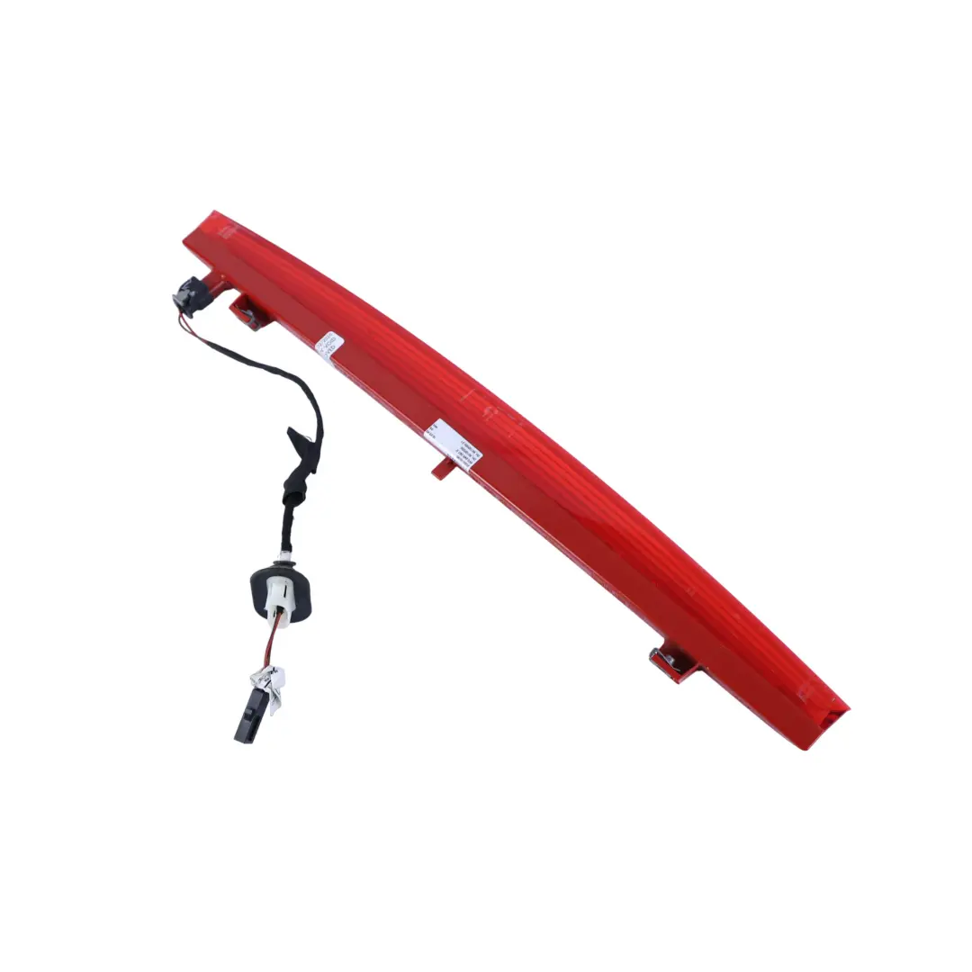 8Y Q3 F3 Lampada Luce Freno Posteriore Alta per Audi A1 GB A3 con numero di parte 8V0945097D Audi A1 GB A3 8Y Q3 F3 Lampada Luce Freno Posteriore Alta - SKU 8V0945097D - Numero di parte 8V0945097D