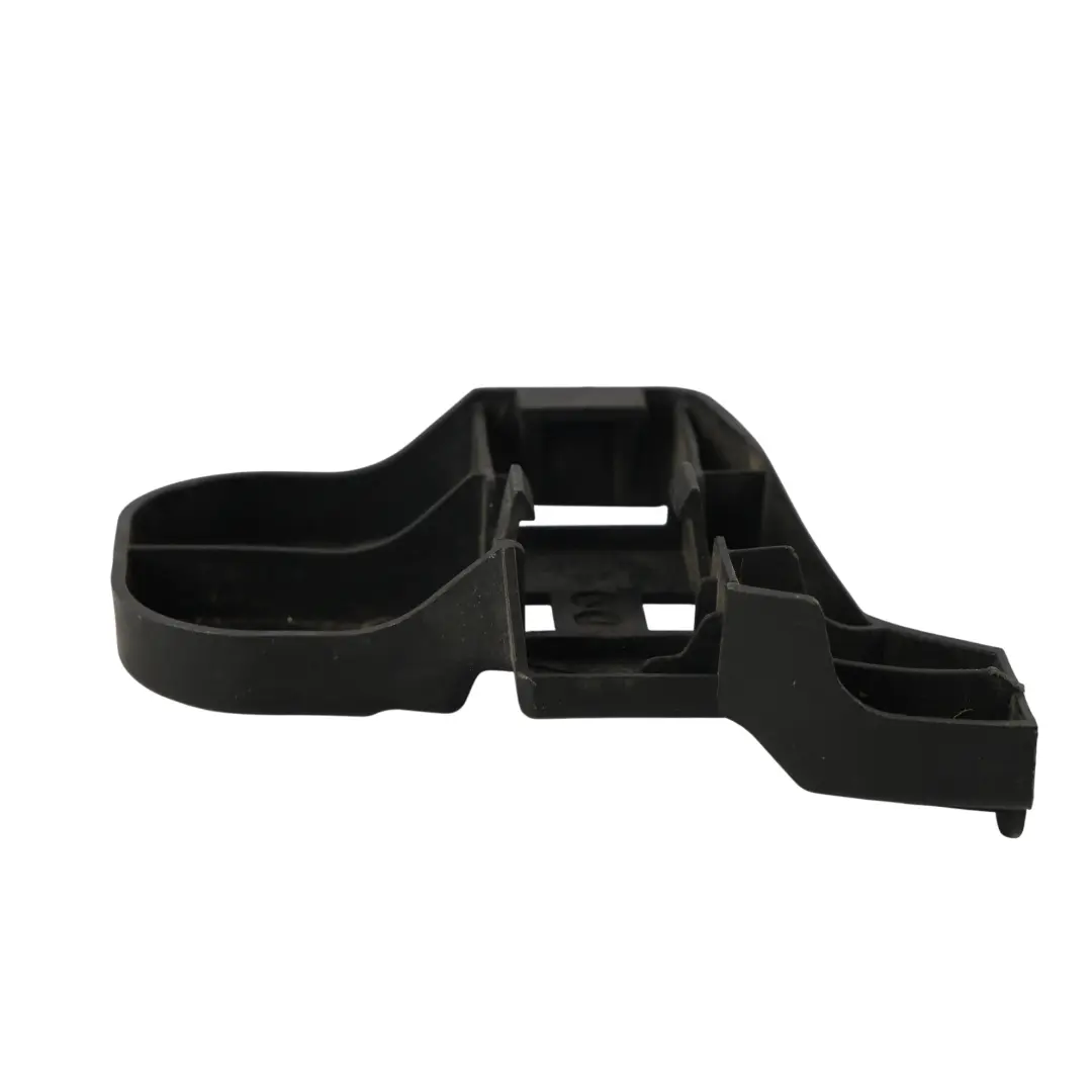 Sportback Soporte Parachoques Trasero Izquierdo Soporte para Audi A3 S3 8V con número de pieza 8V3807329B Audi A3 S3 8V Sportback Soporte Parachoques Trasero Izquierdo Soporte - SKU 8V3807329B - Número de pieza 8V3807329B